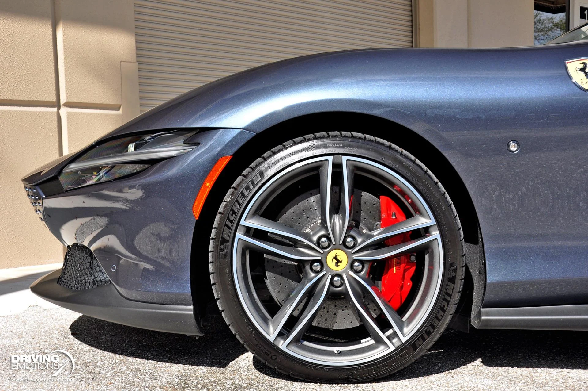 mph052_1537685379_882_p53_l_91c4469e48