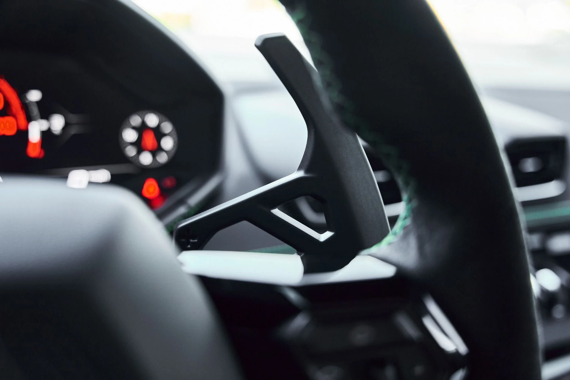 mph052_1551683928_Used_2024_Lamborghini_Huracan_Sterrato_Base_1774300156_8364530cfd