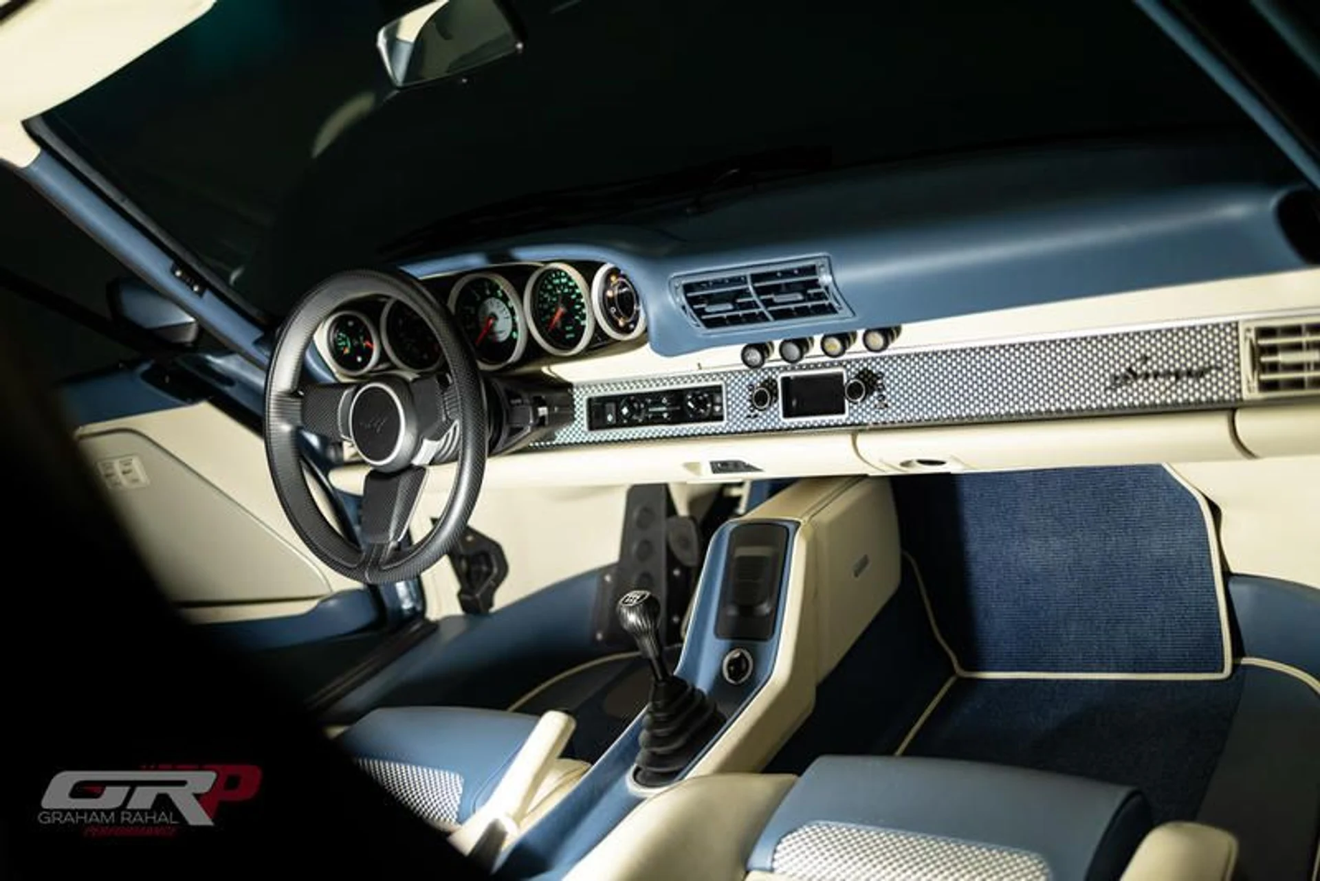 mph052_1555700949_073_A9_B5_E_62_AA_4_A12_A8_A2_49_AD_2_DA_2_B511_e6f62f5031