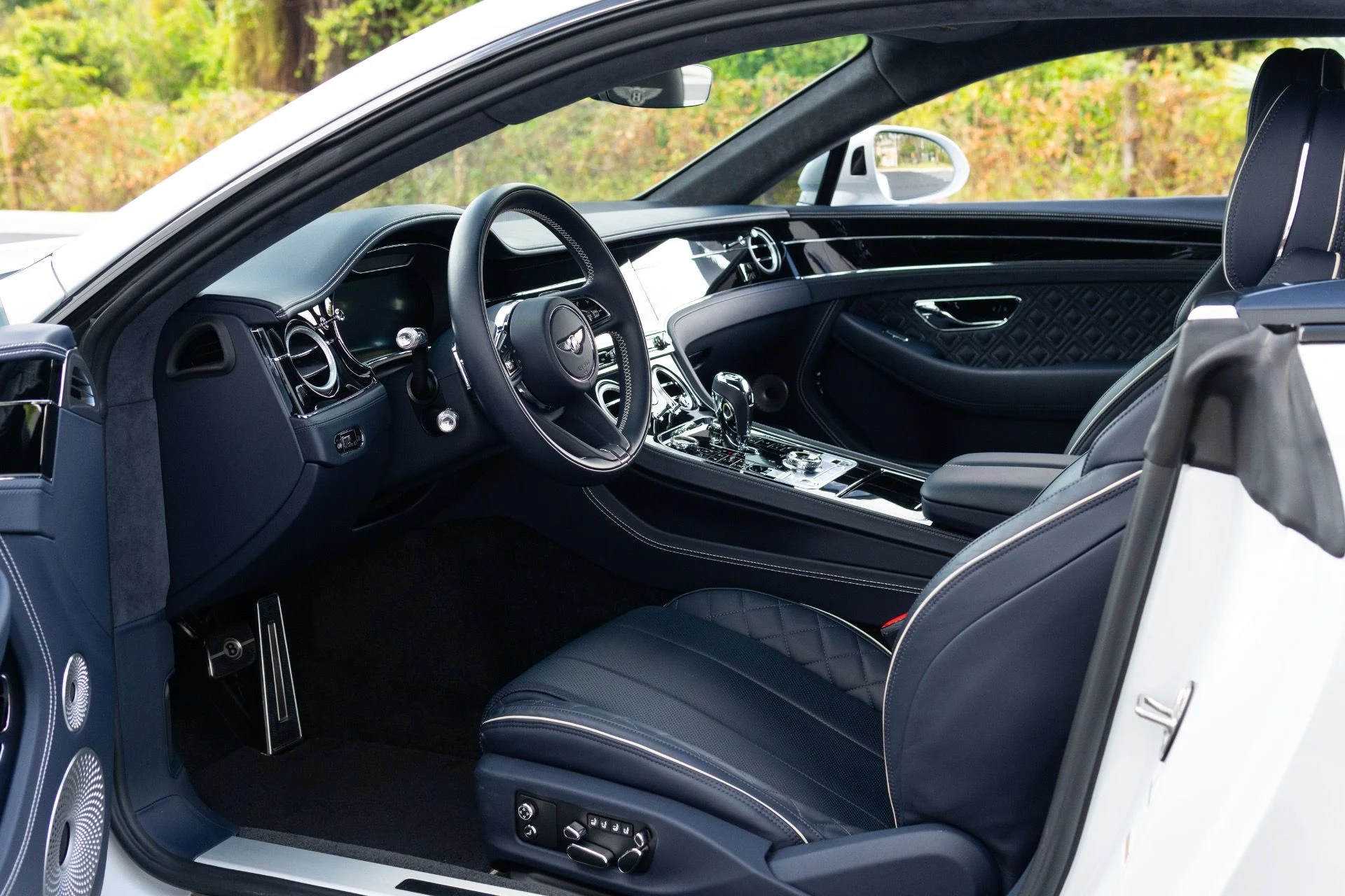 mph052_1580939556_Used_2021_Bentley_Continental_GT_V8_1772816156_aad74333ee