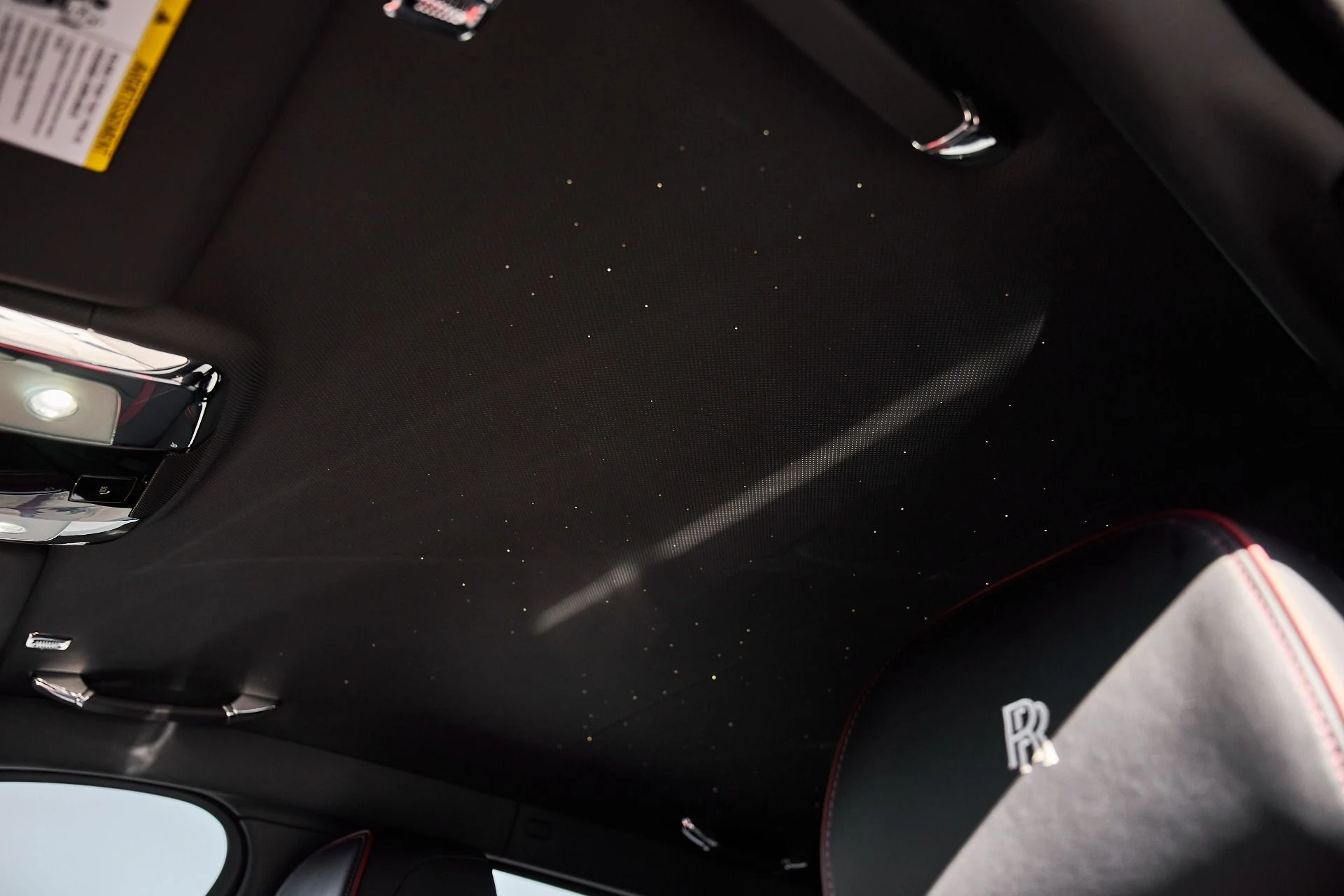 mph052_1610555069_Used_2023_Rolls_Royce_Ghost_1770699578_c797f20f65