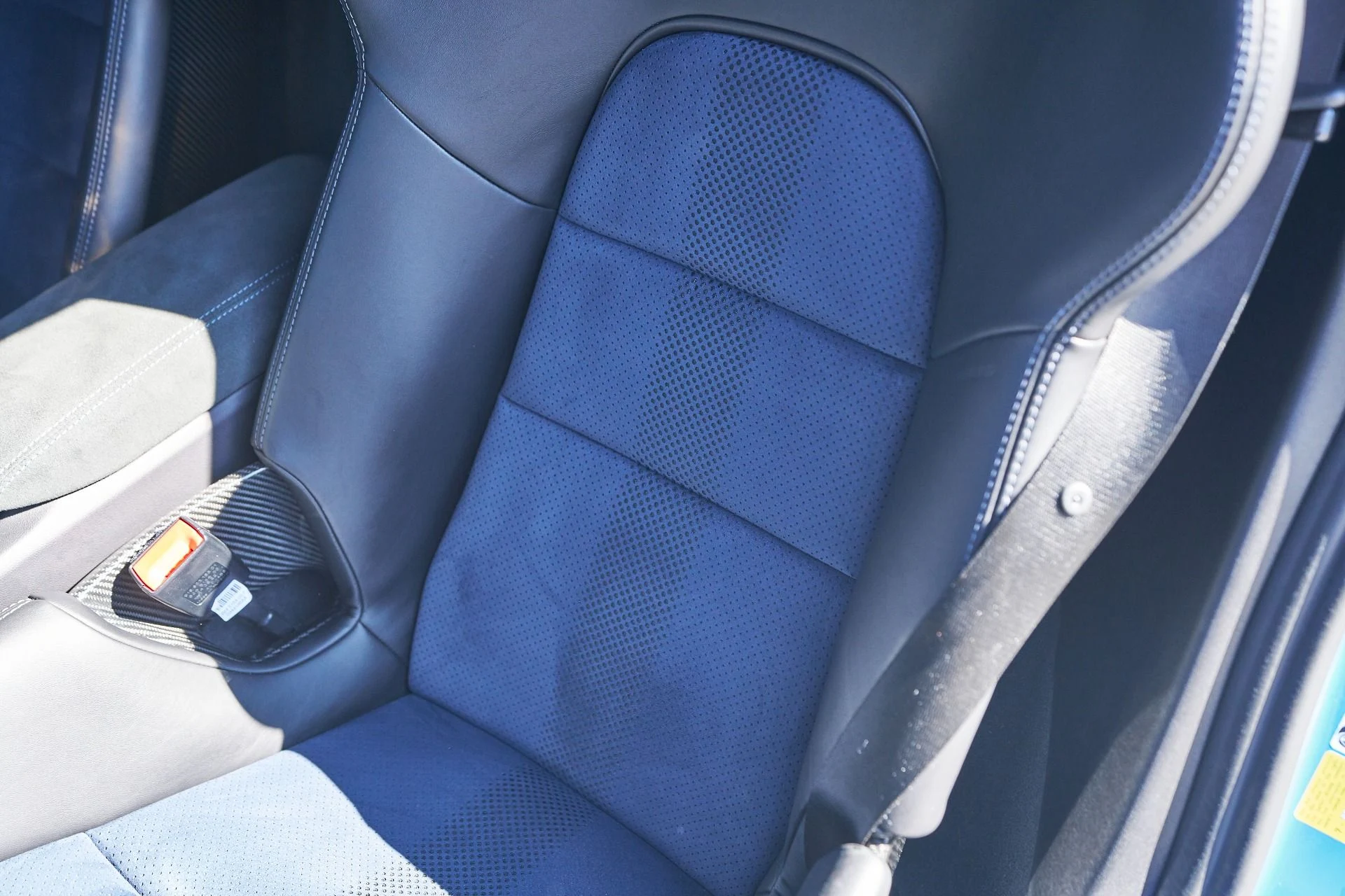 mph052_1641115778_Used_2023_Porsche_718_Cayman_GT_4_RS_1760748949_7b0193691a