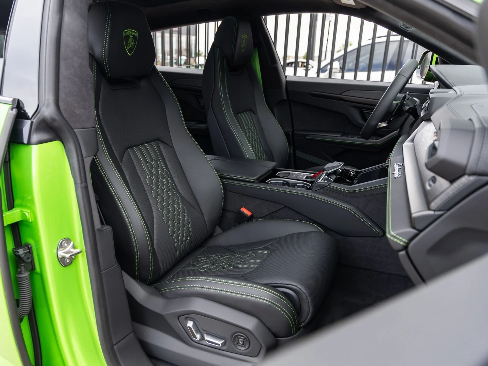 mph052_1662791558_53_5e4f30d0b7