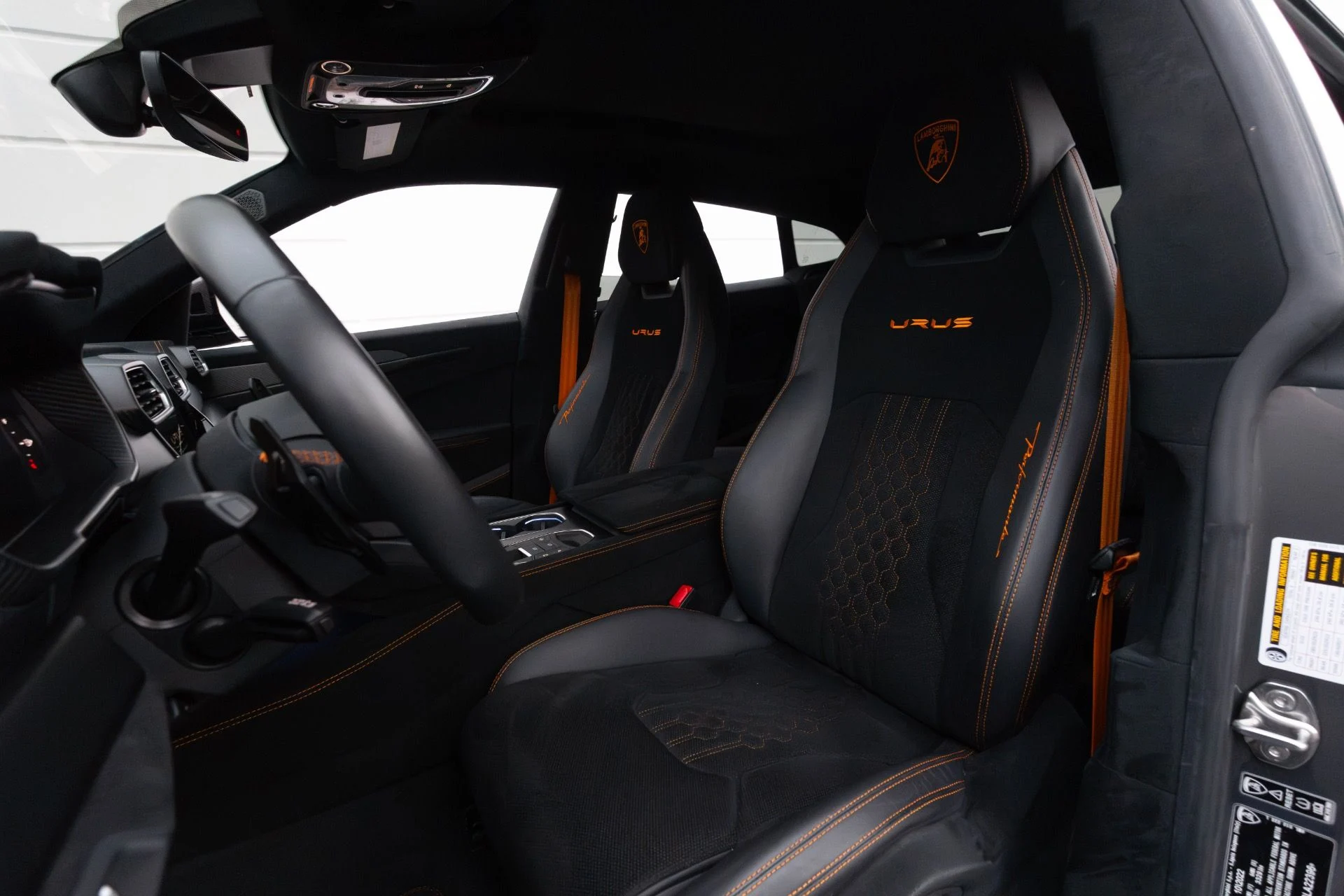 mph052_1689329997_Used_2023_Lamborghini_Urus_Performante_1764644786_53f9fa7223