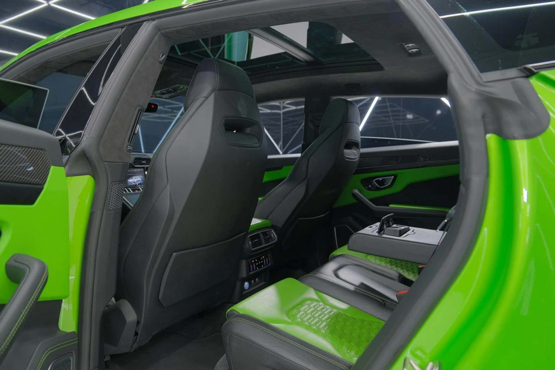 mph052_1695783072_ba90bb952650a476f2e3cbd4059d2924_4899f47a73