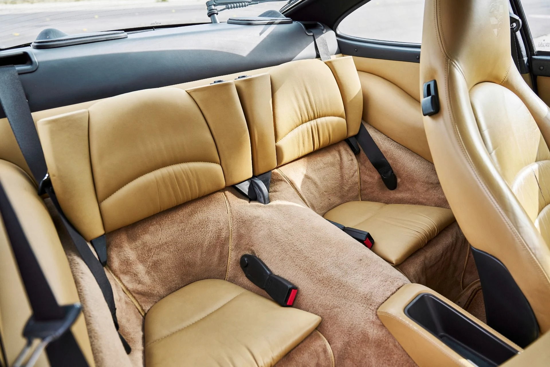 mph052_1706980262_Used_1997_Porsche_911_Turbo_1770864838_46be74592d