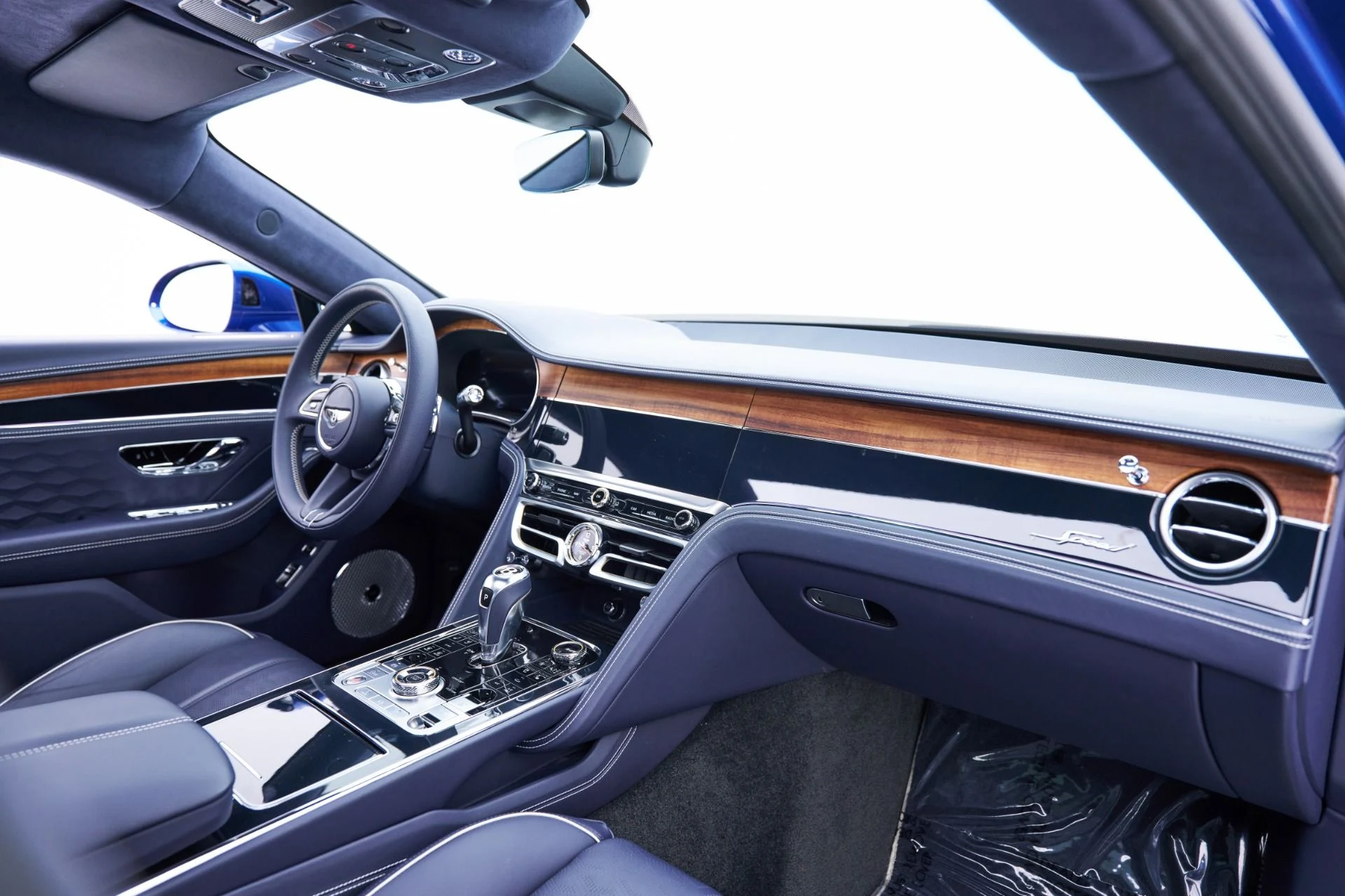 mph052_1723787127_Used_2025_Bentley_Flying_Spur_Speed_1792601261_3c1ff1e904