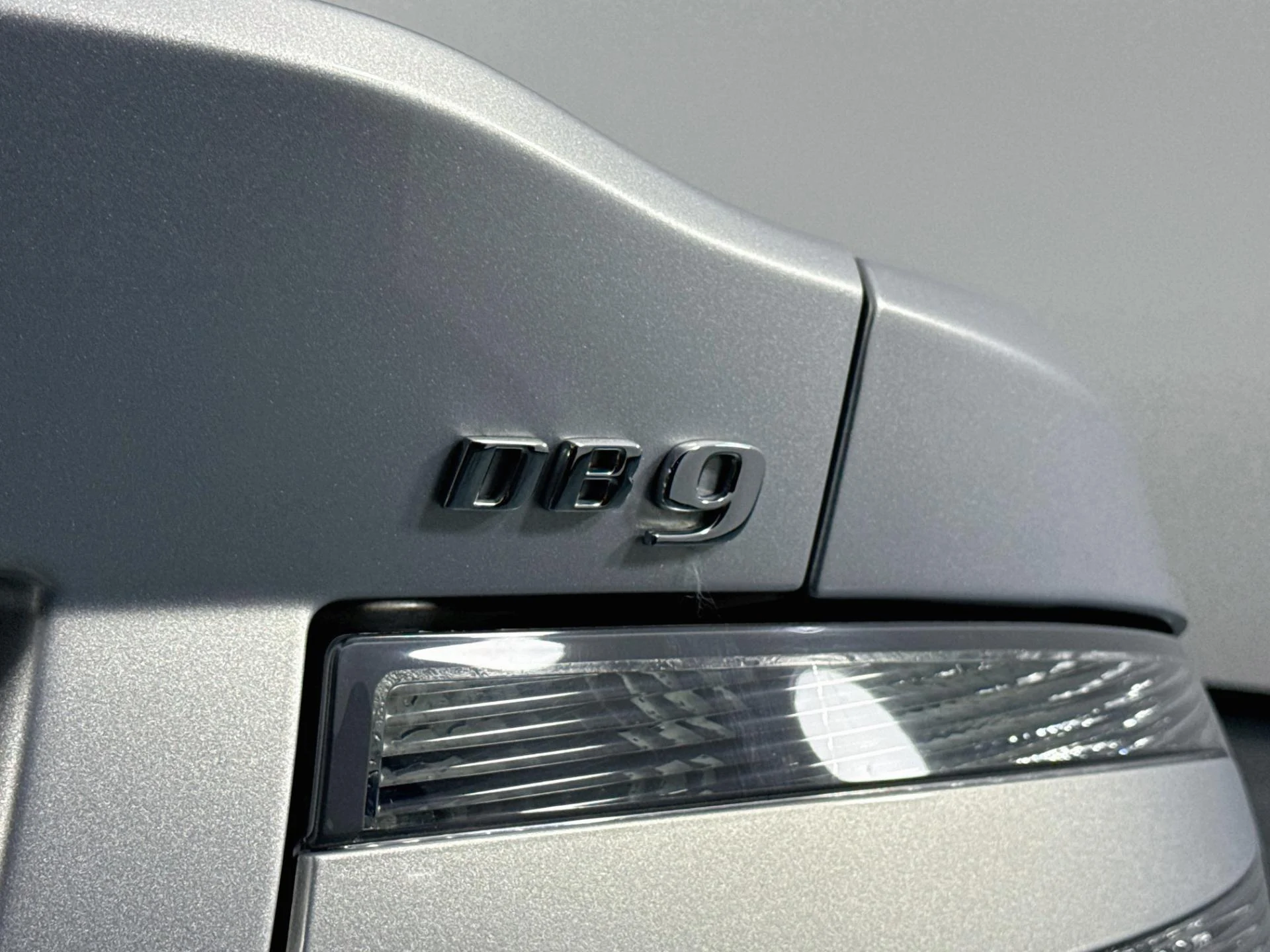 mph052_1742714347_Used_2014_Aston_Martin_DB_9_1791837318_8941cedec1