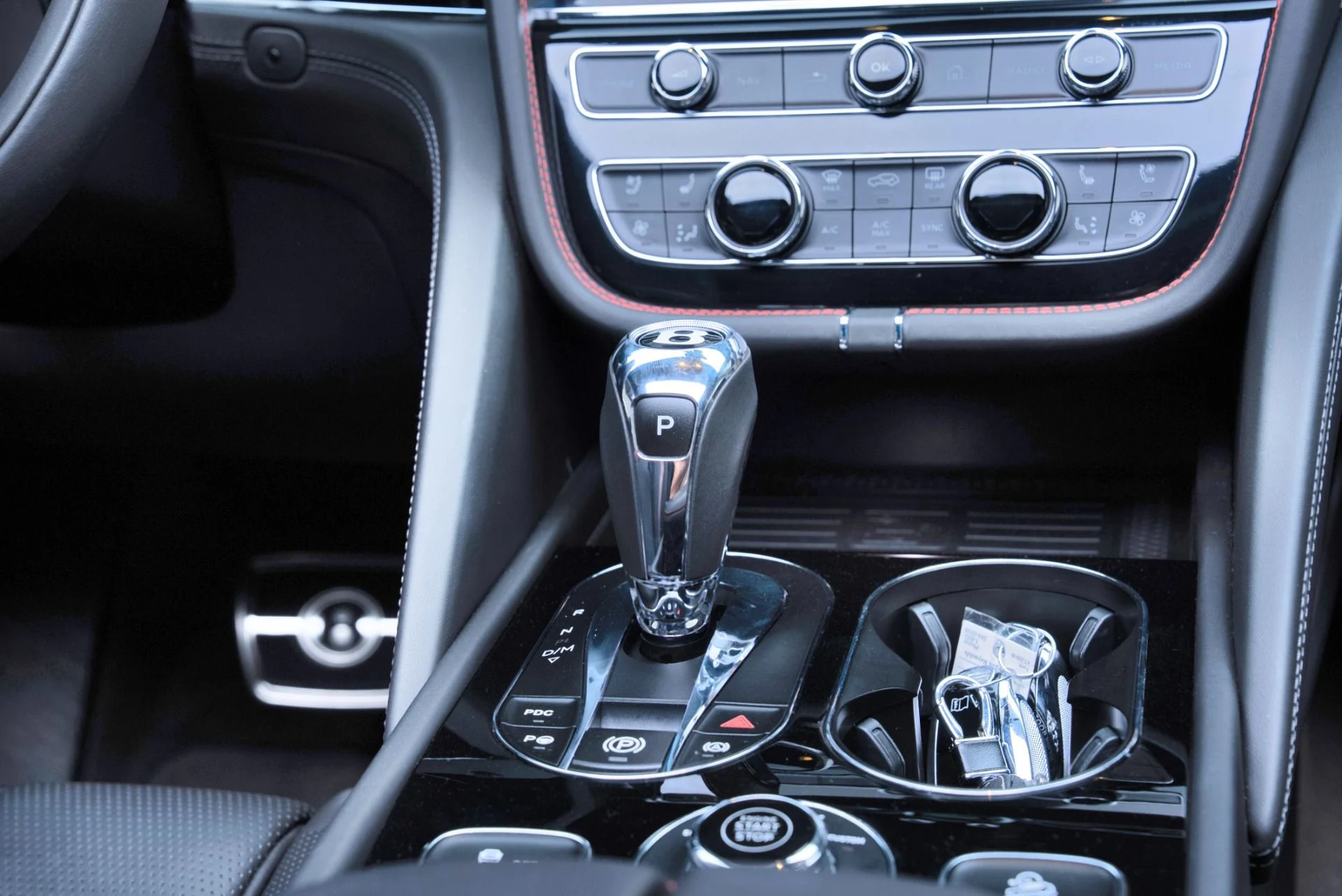 mph052_1743259615_Used_2022_Bentley_Bentayga_S_V8_1779389861_43db3673ca