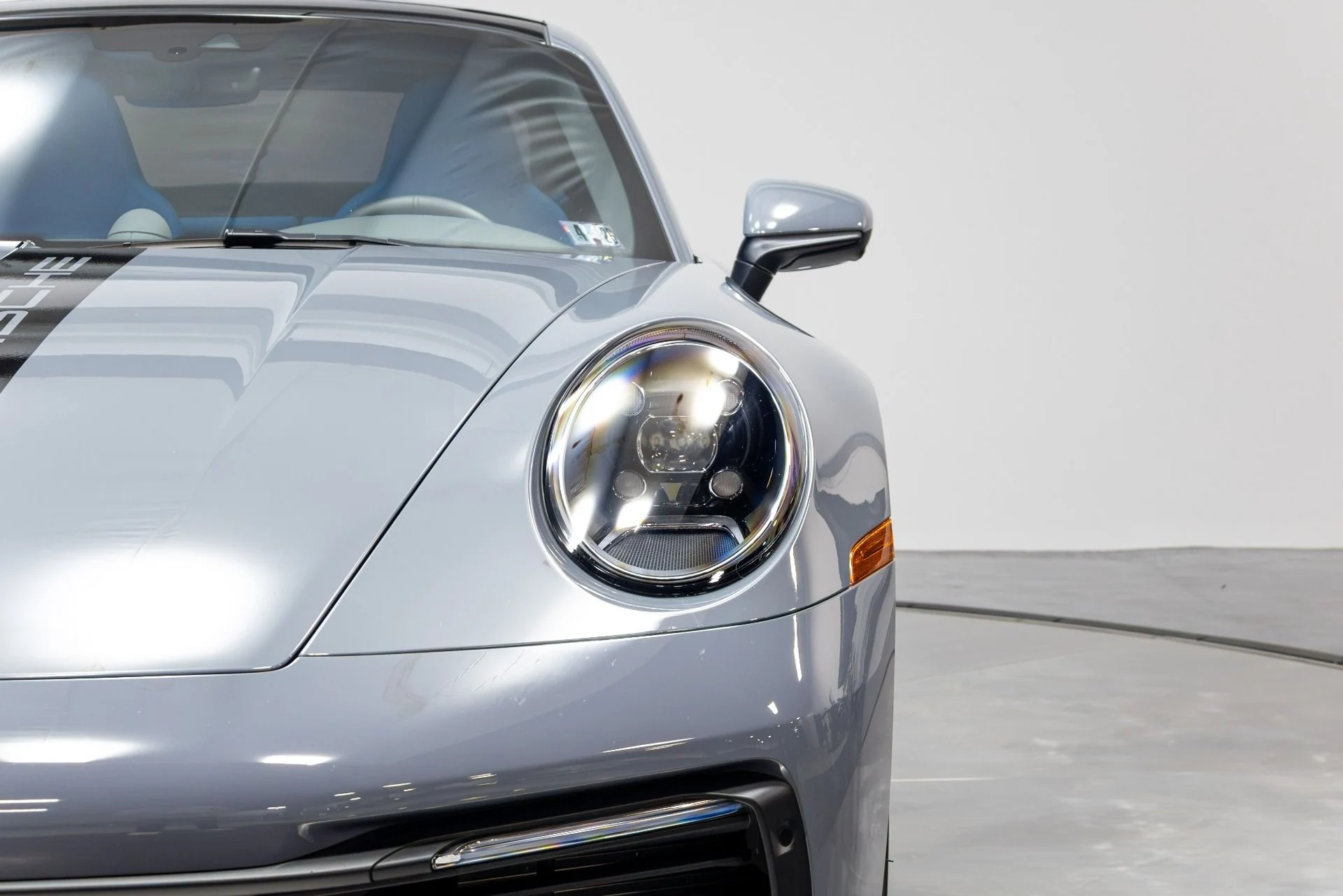 mph052_1798965143_Used_2024_Porsche_911_1774039969_4570428da7