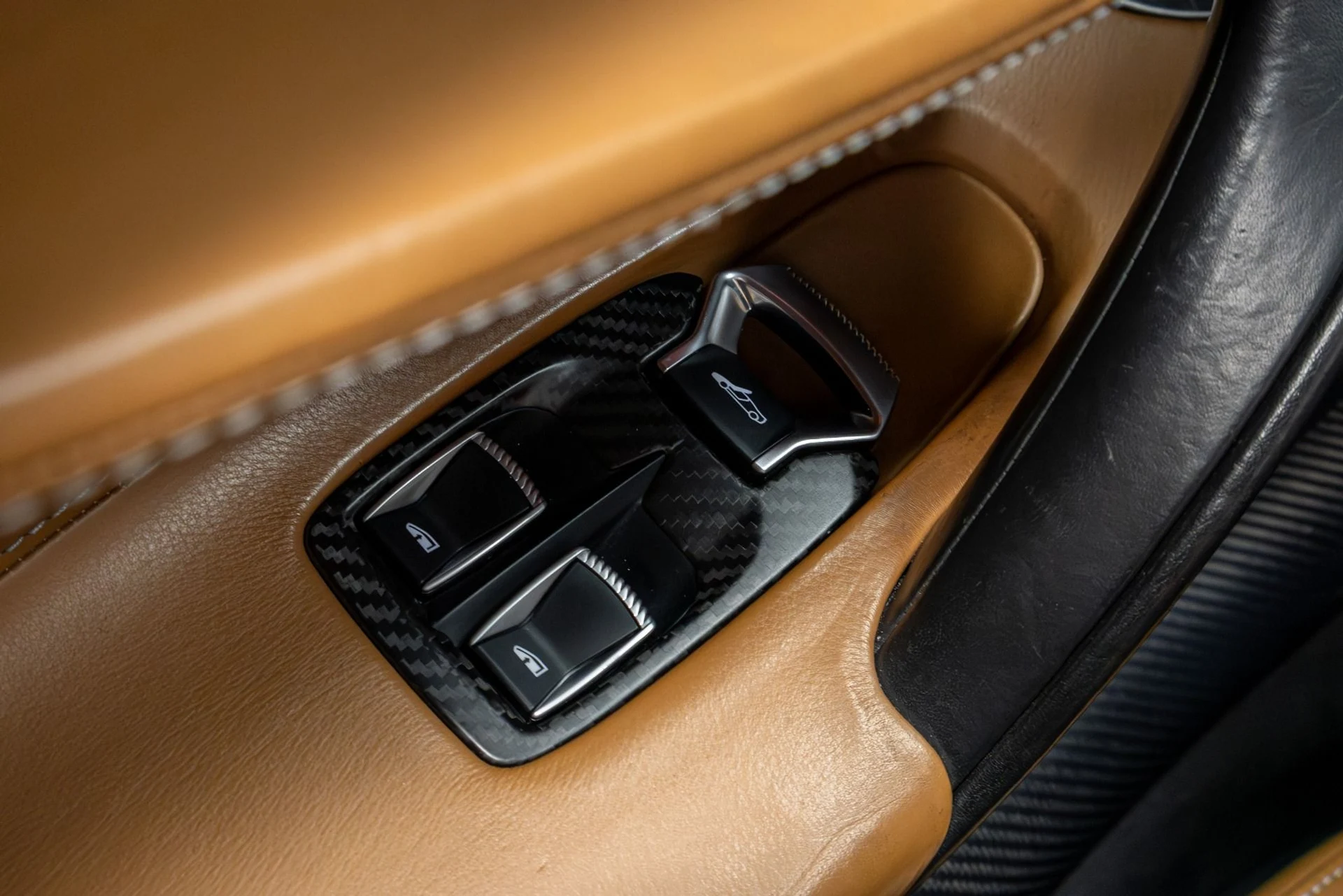 mph052_1799915751_Used_2019_Mc_Laren_720_S_Luxury_1770250296_836d7a821e