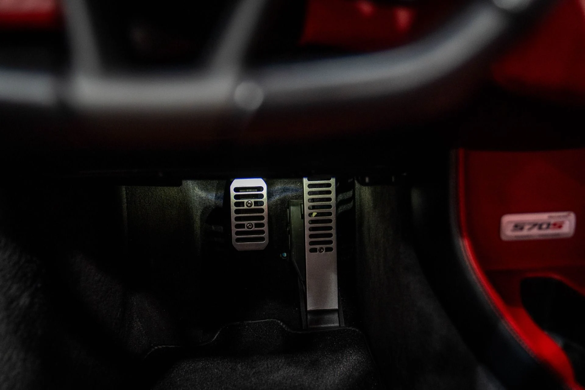 mph052_1804188728_Used_2018_Mc_Laren_570_S_Spider_Loaded_Spec_Larini_exhaust_1765469067_bcd797ccdc