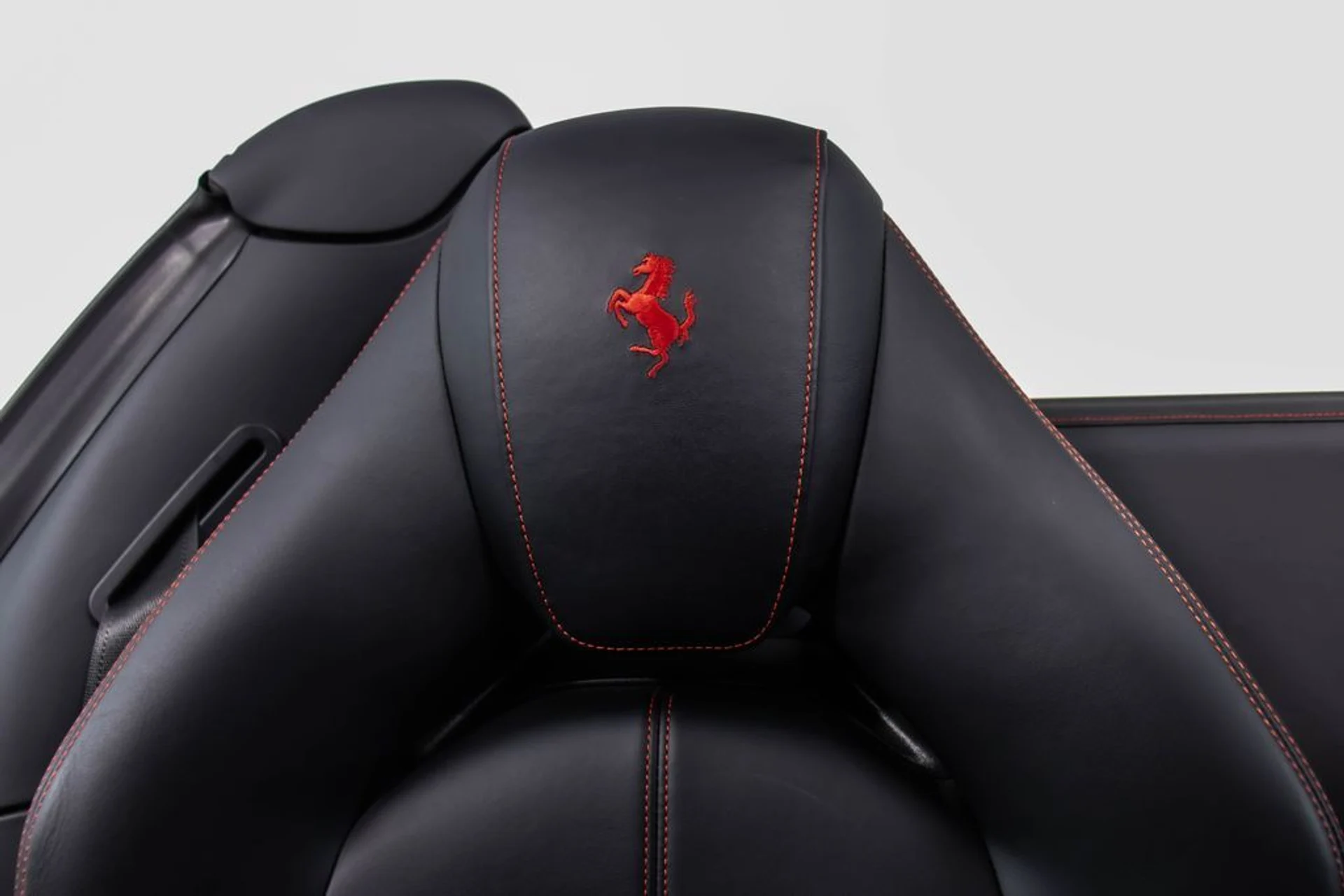 mph052_1804805404_a1783b7af50ec9f6399c530a42736a99x_b4a7e38725