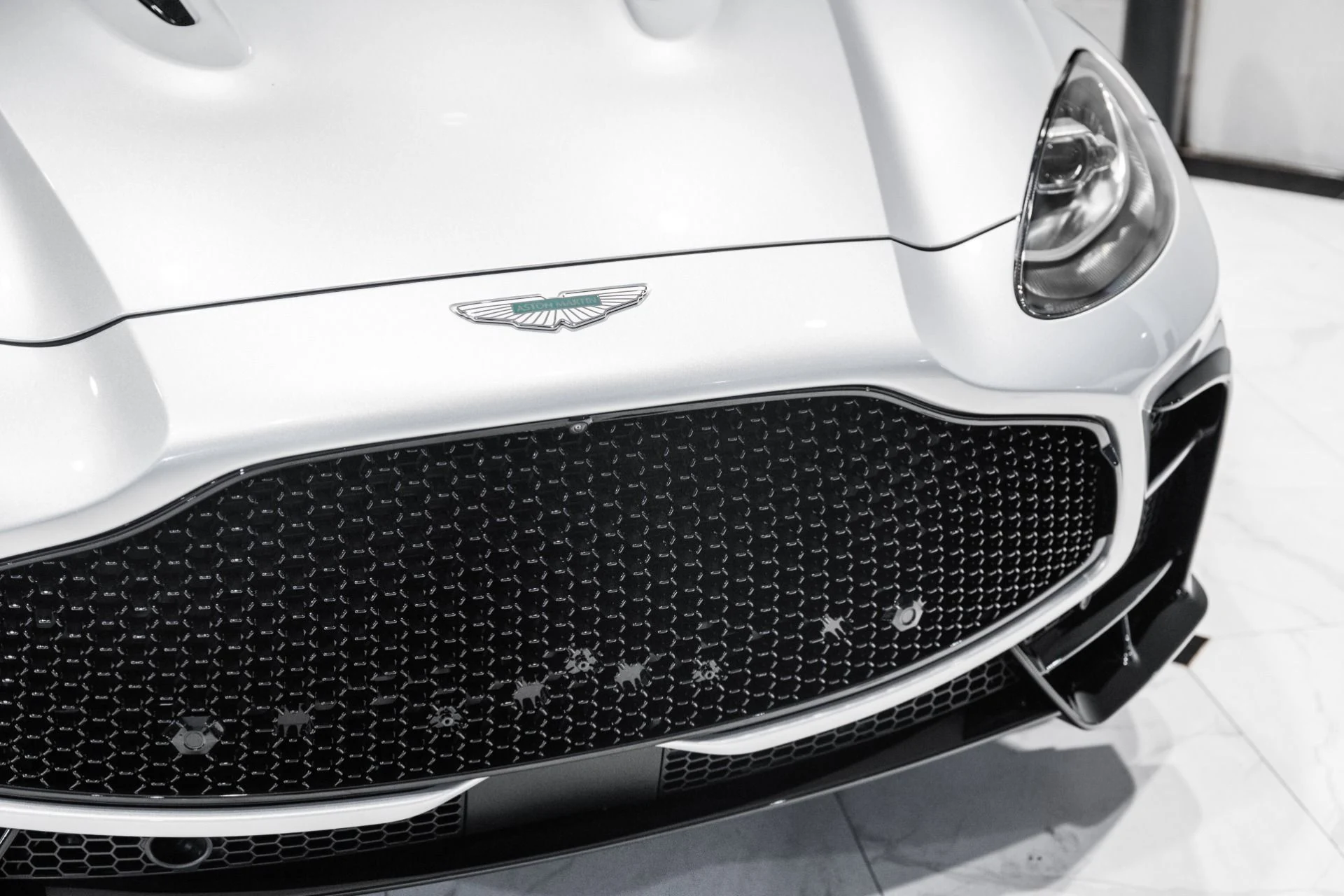 mph052_1807692468_New_2026_Aston_Martin_DBX_S_1780937785_99f429f6dc