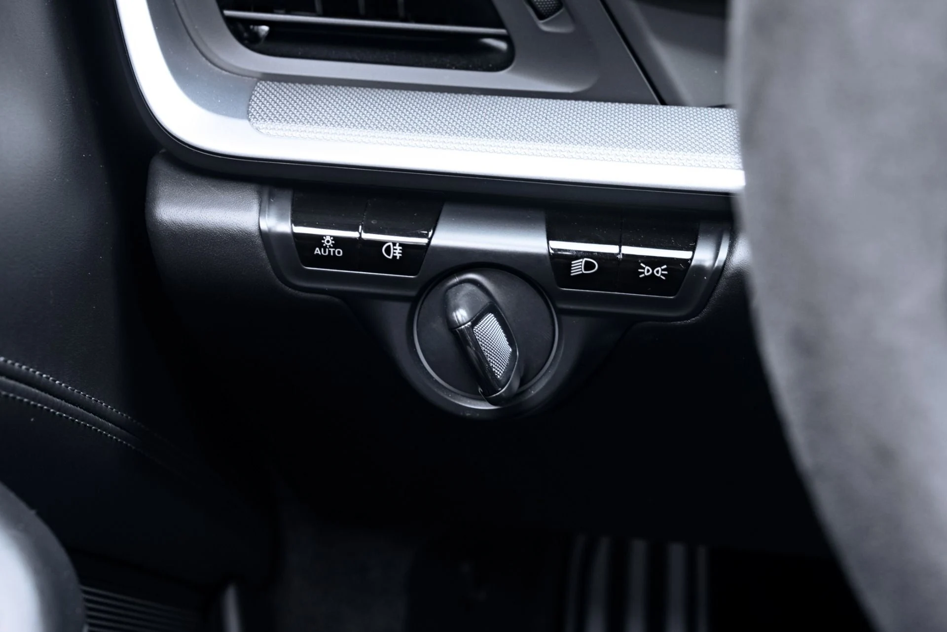 mph052_1820199566_Used_2021_Porsche_911_Turbo_1771624998_747cac27df