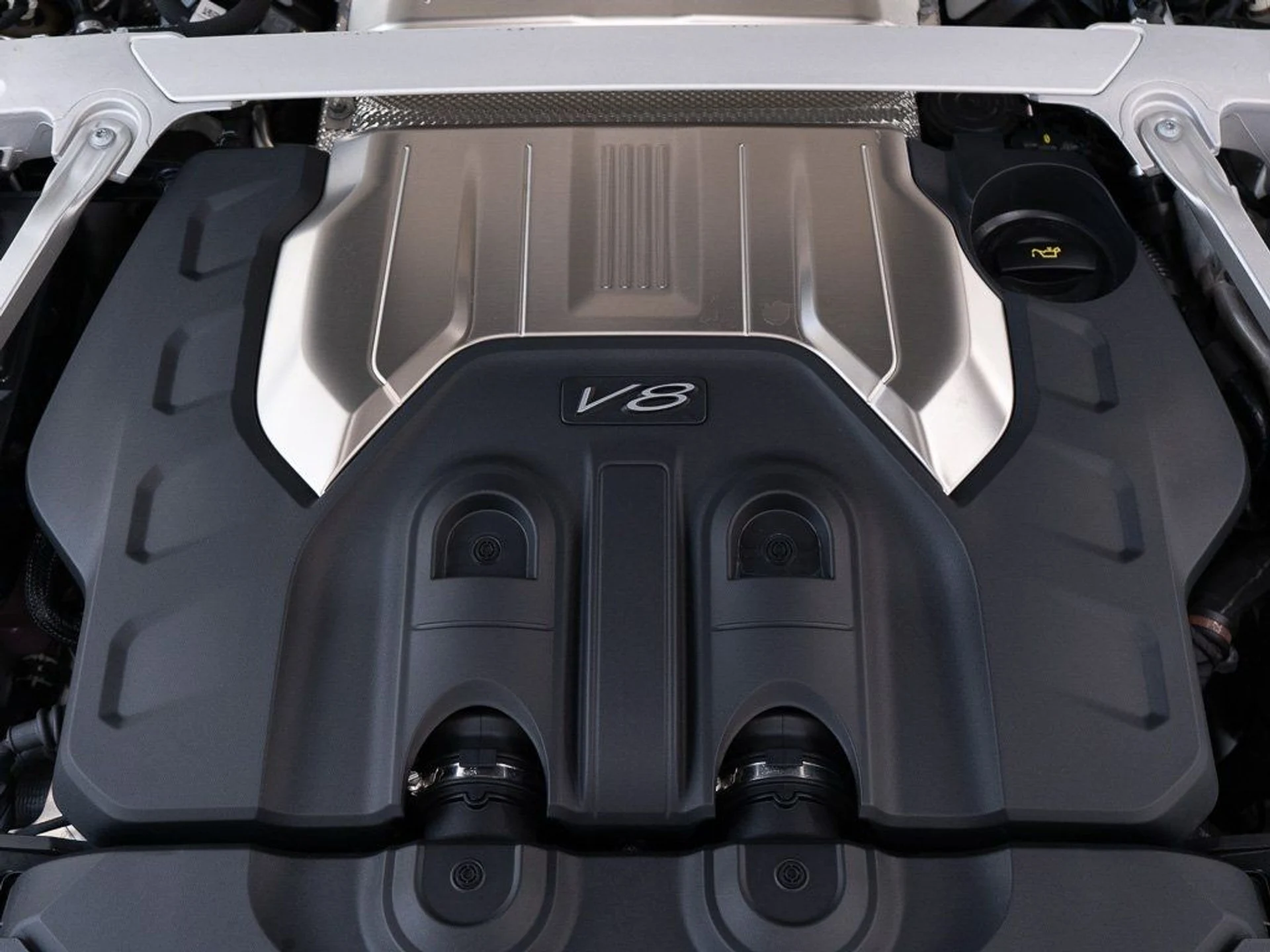 mph052_1840211659_ecf25dc7009bfc6664e1585852f84849_8088709975