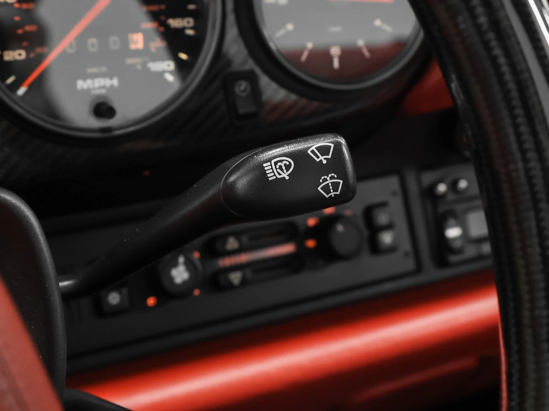 mph052_1840907207_53_3c31eece7f