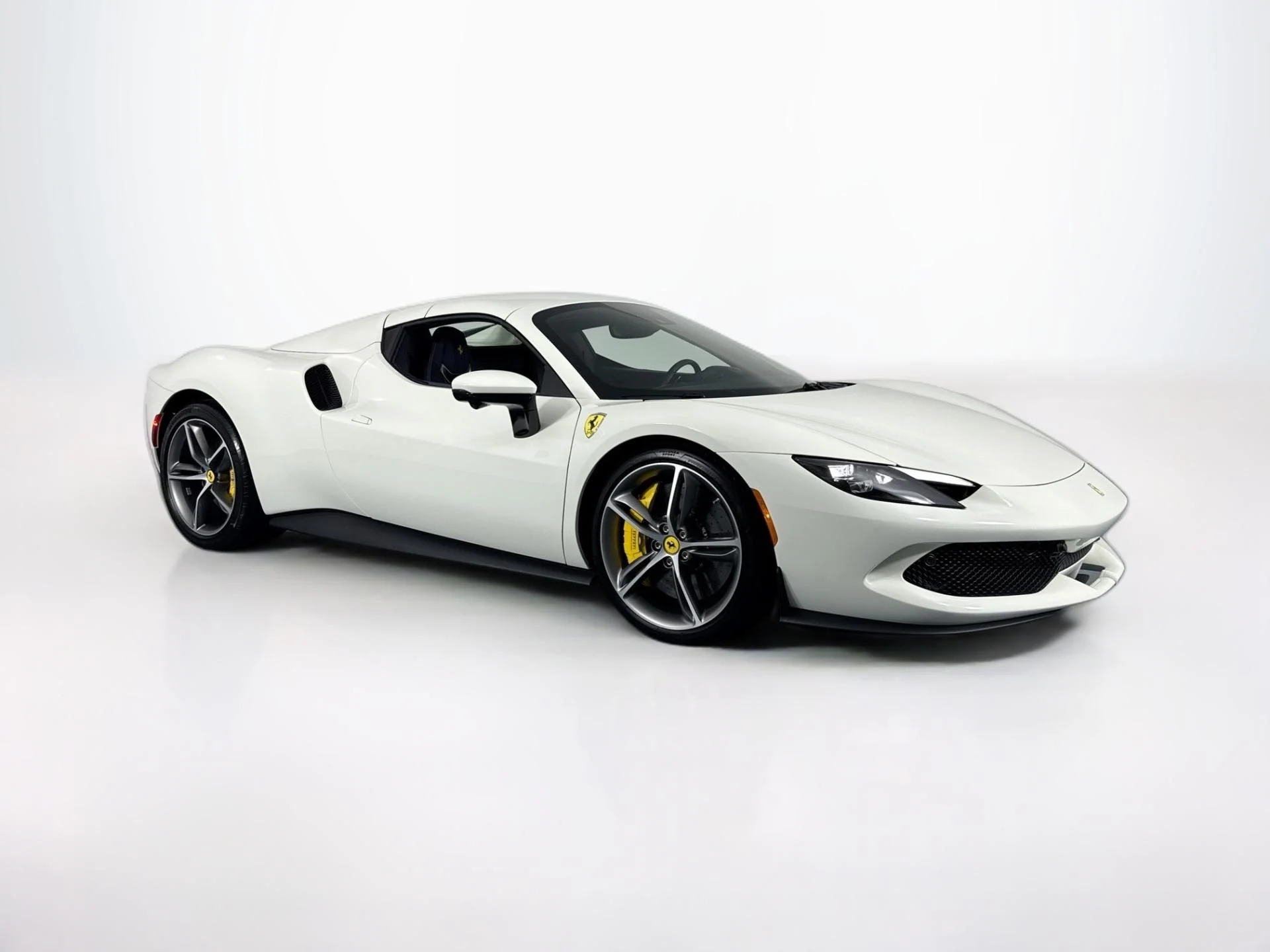 mph052_1852947533_Used_2025_Ferrari_296_GTS_1786124848_c3061268c9