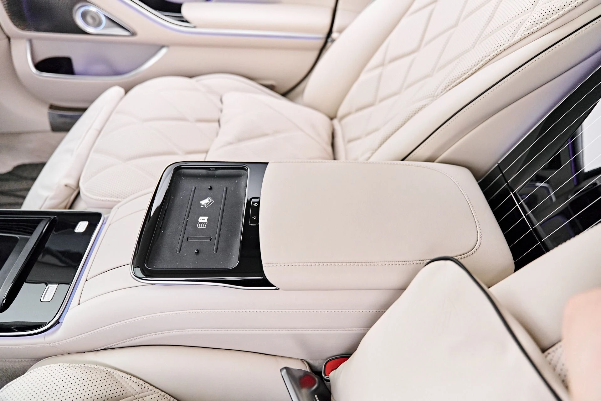mph052_1864196265_Used_2023_Mercedes_Benz_S_Class_Maybach_S_680_1790207221_f861996f74