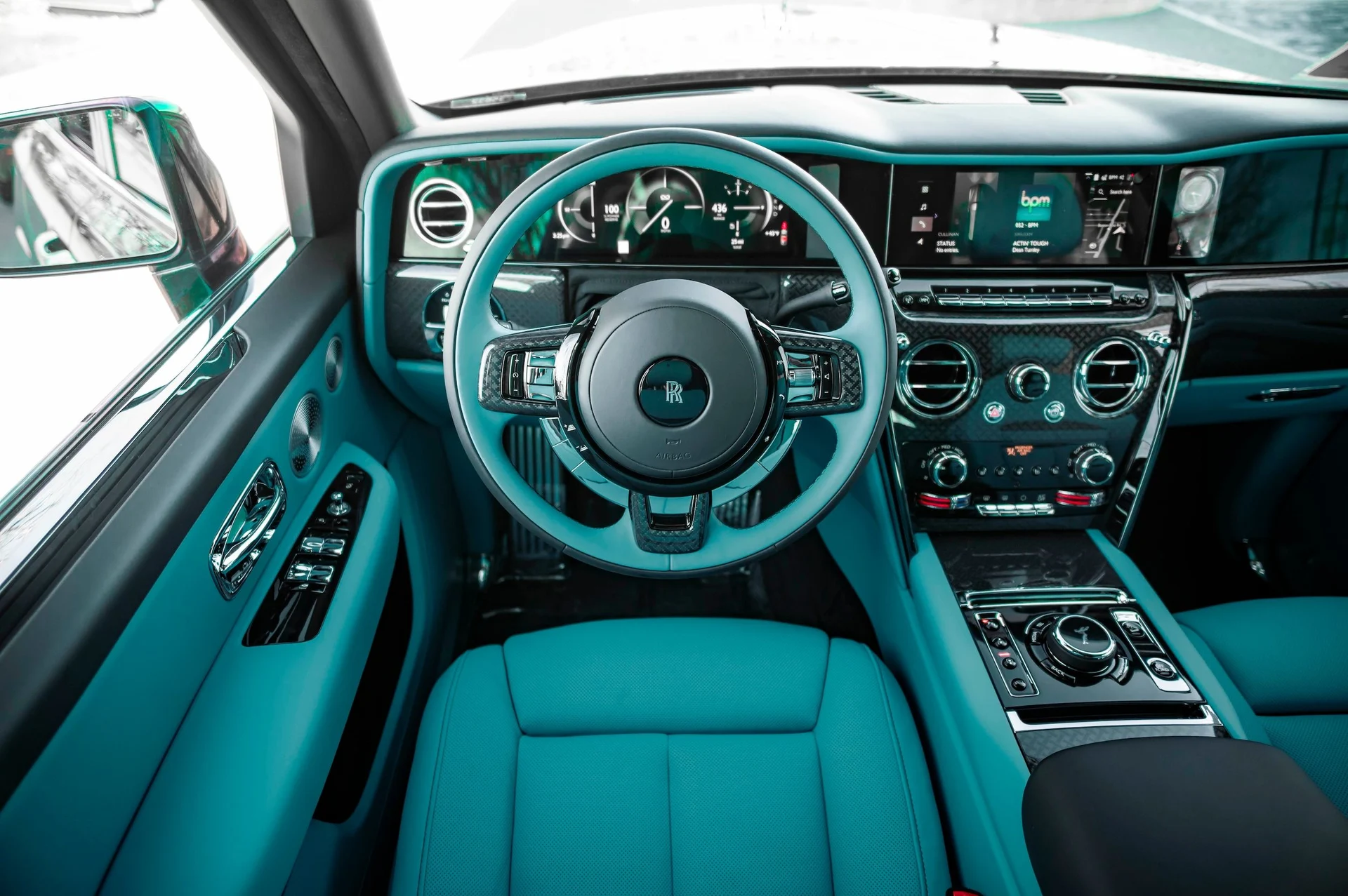 mph052_1867891963_06f381bba039480bb7362e2a8a97a43e_0307af96be