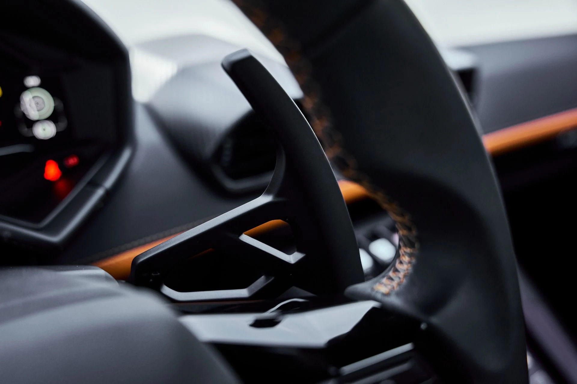 mph052_187324680_Used_2023_Lamborghini_Huracan_Tecnica_Base_1777011692_40dd5693ad