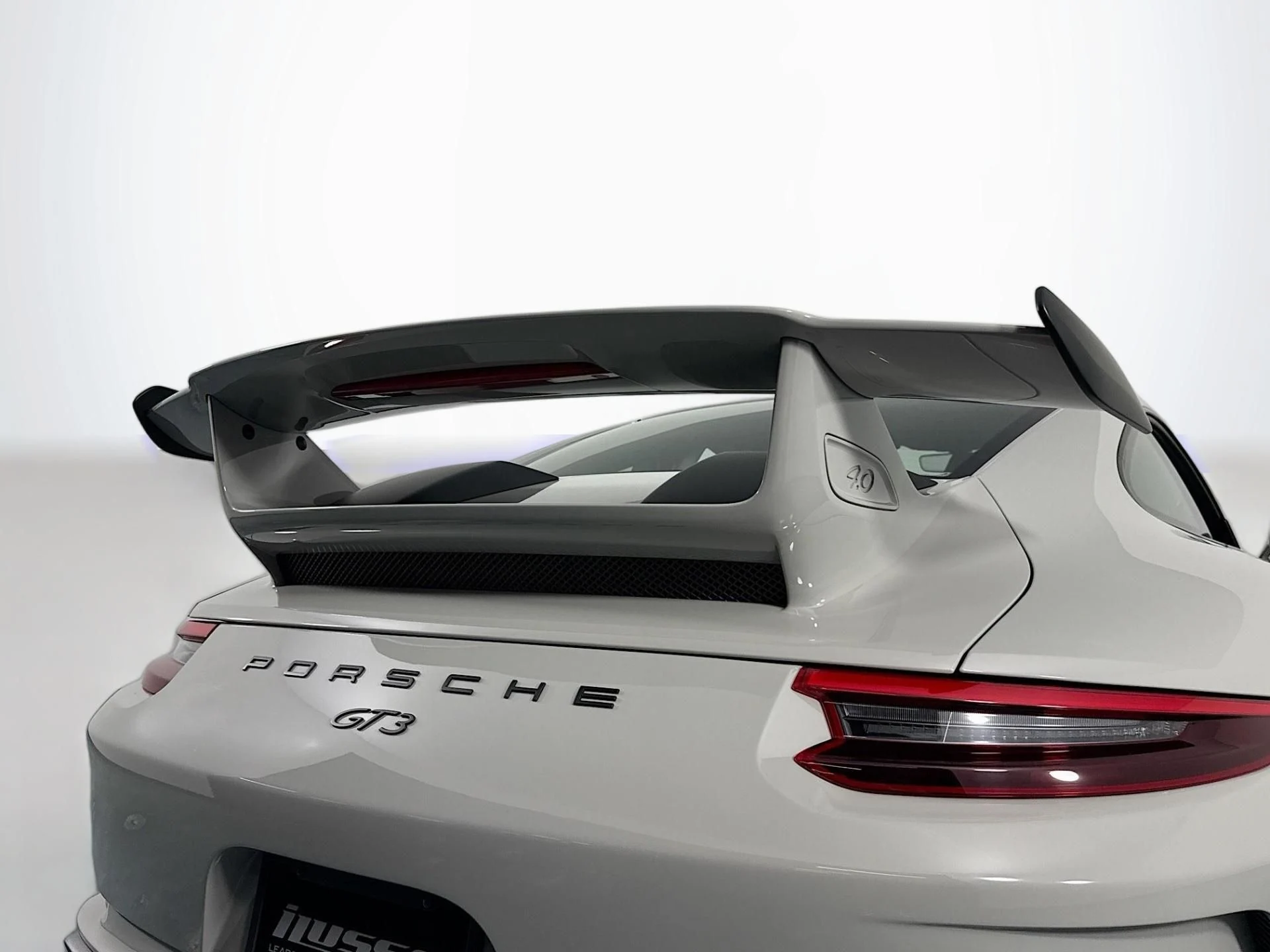 mph052_1902748433_Used_2018_Porsche_911_GT_3_1787596707_81e83f1b22