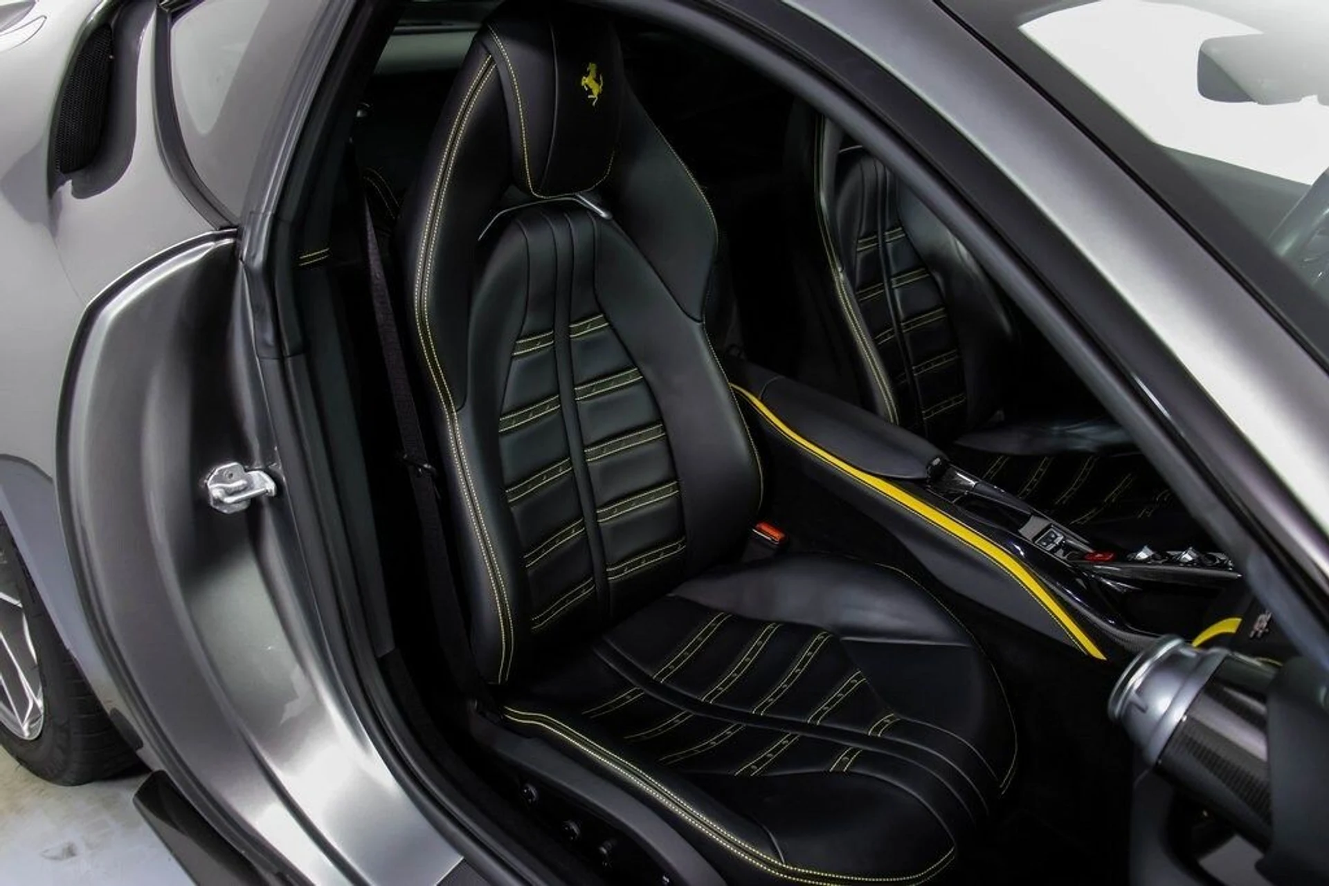 mph052_191704789_8918ef6c8e932a52a09145e240fcbb29x_30cd76dd45