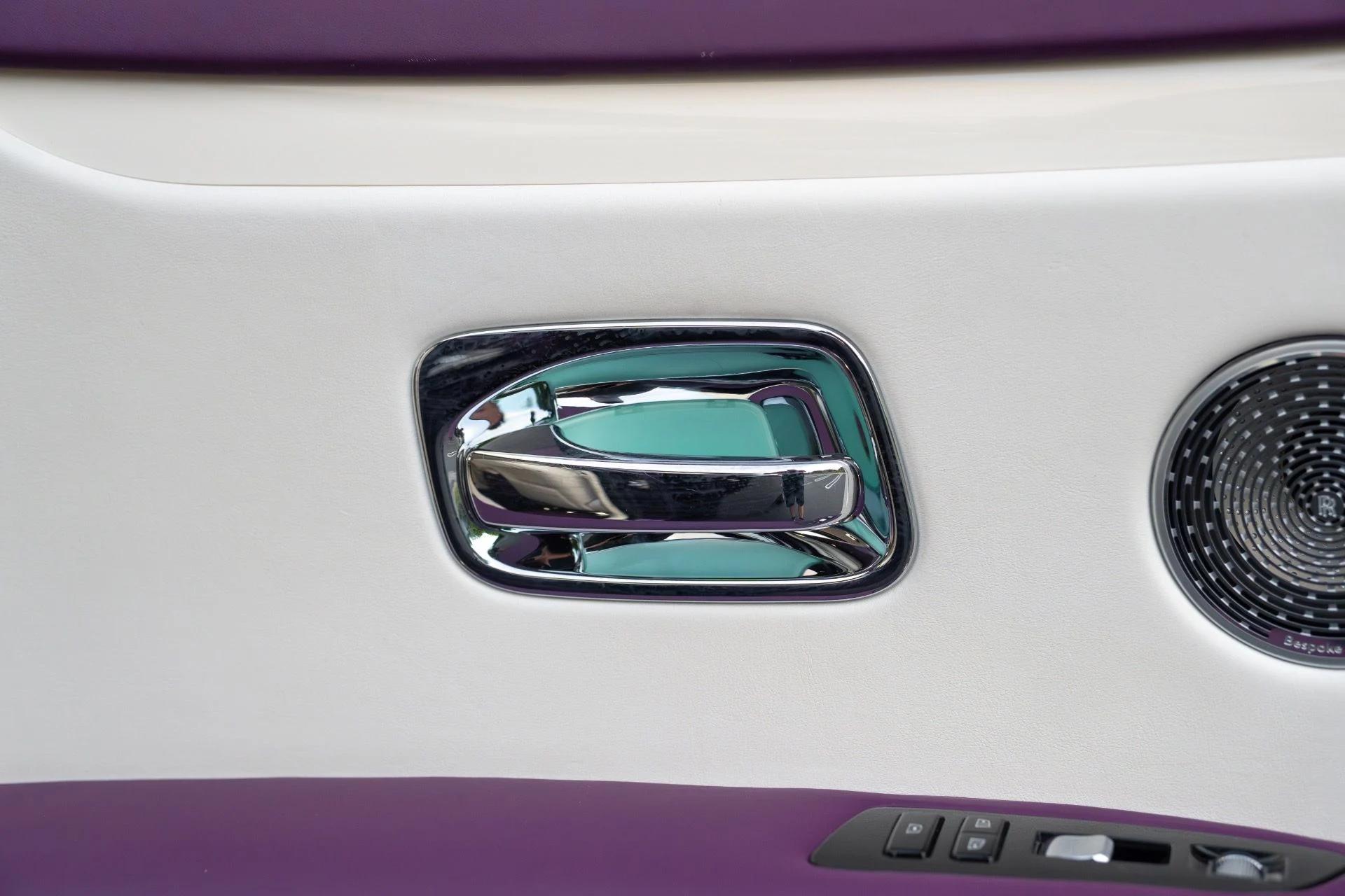 mph052_191849301_Used_2021_Rolls_Royce_Ghost_1762913749_b9f26848f8