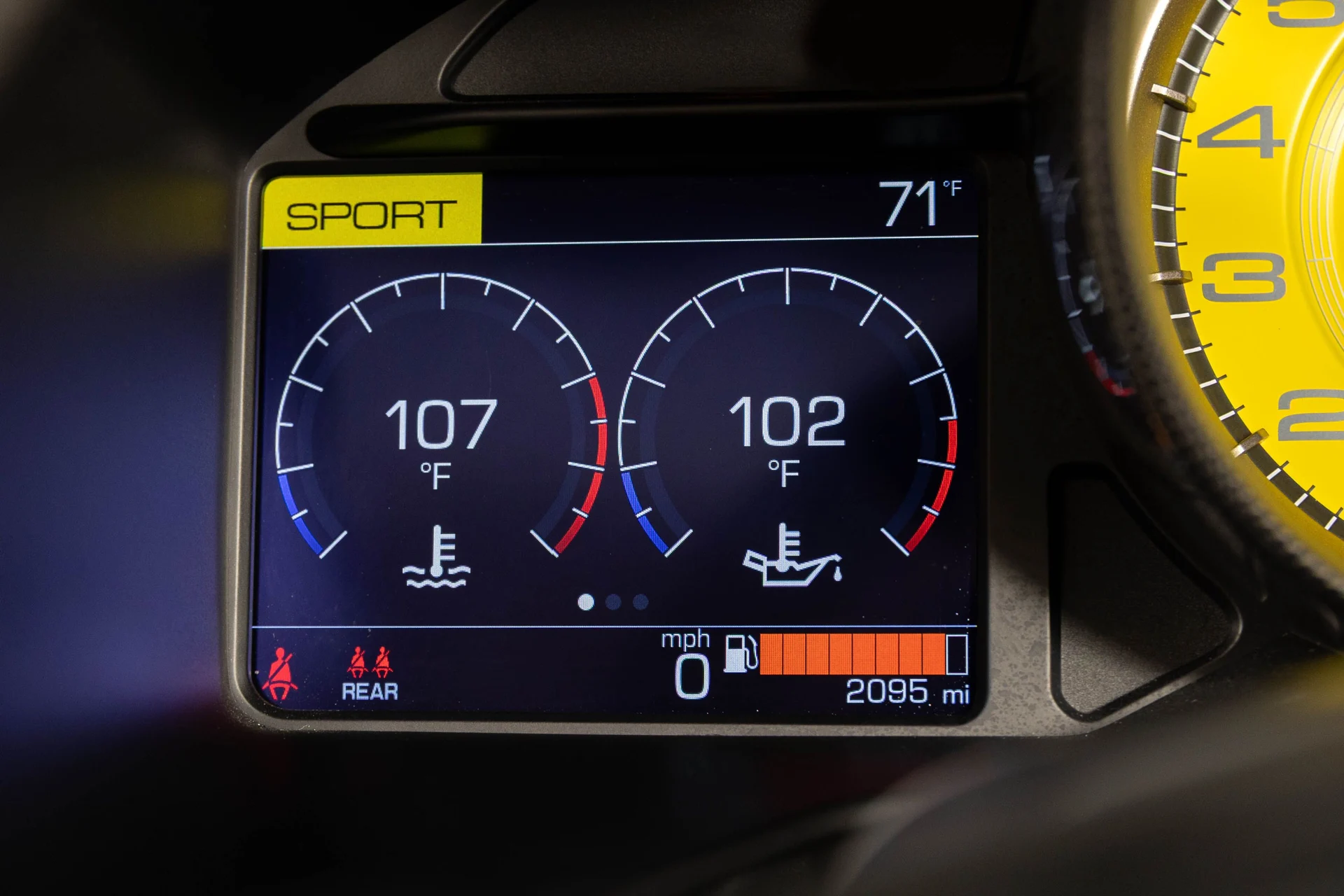 mph052_192295040_ca85a989006dbd82223f84548fff2614_52b7a21d23