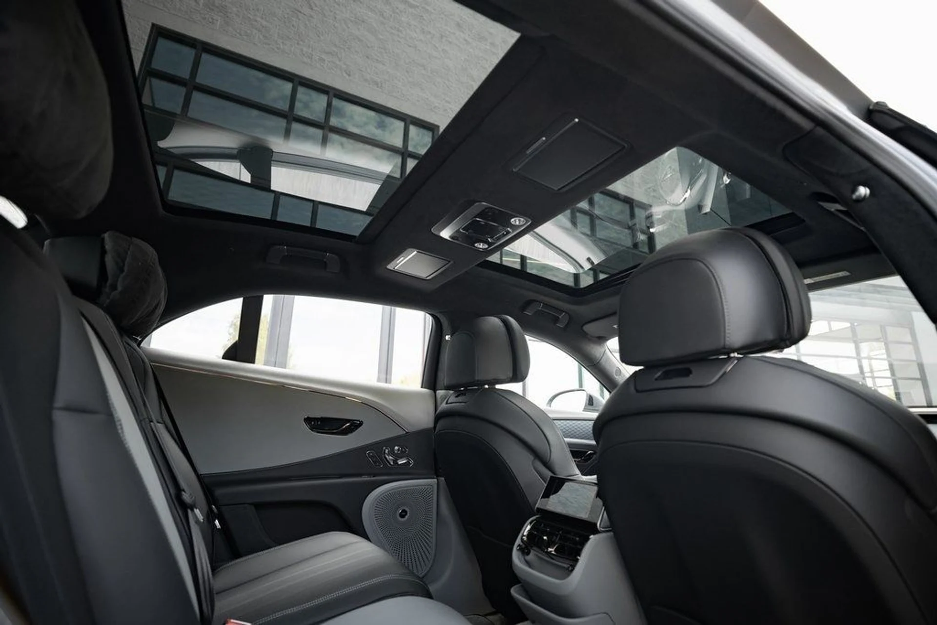 mph052_1932167434_7d2bab4507923819ce3111dfbab8ae0fx_c92627170f