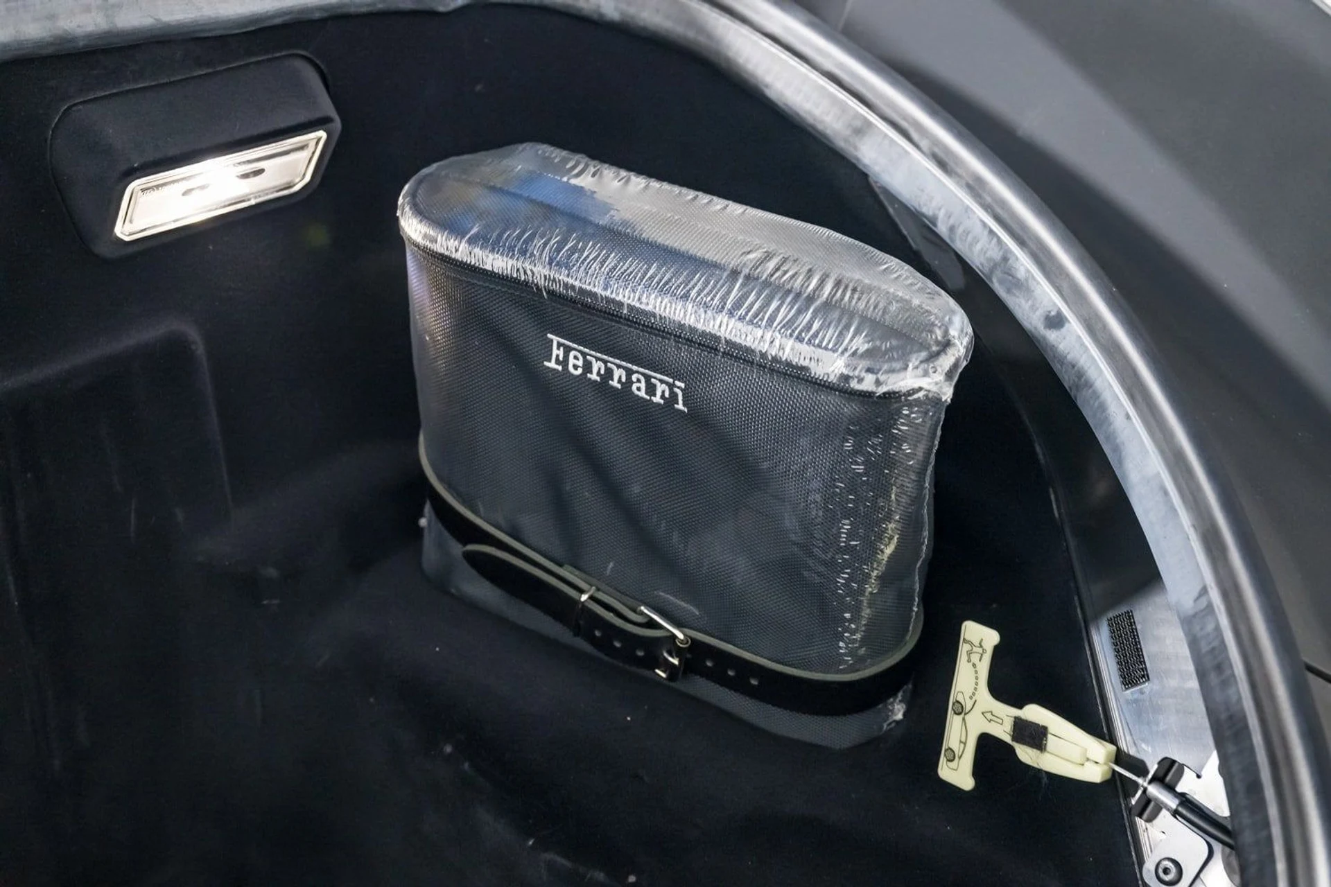 mph052_1952042962_c413c2e55b344294b7b5ad7184bb40bf_b3c6ba6c6f