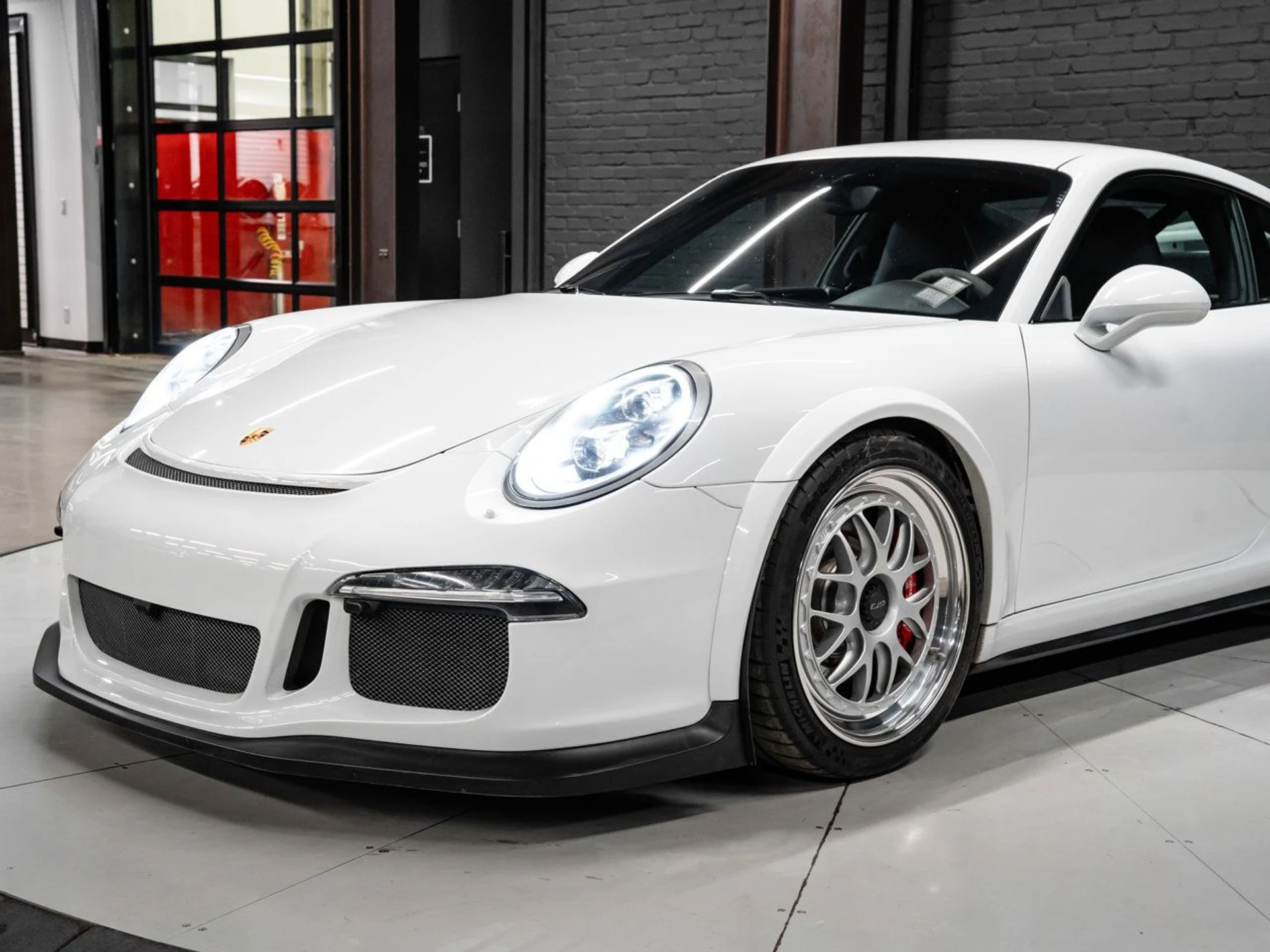 mph052_1959571216_porsche_911_2015_e9b2c71c3a