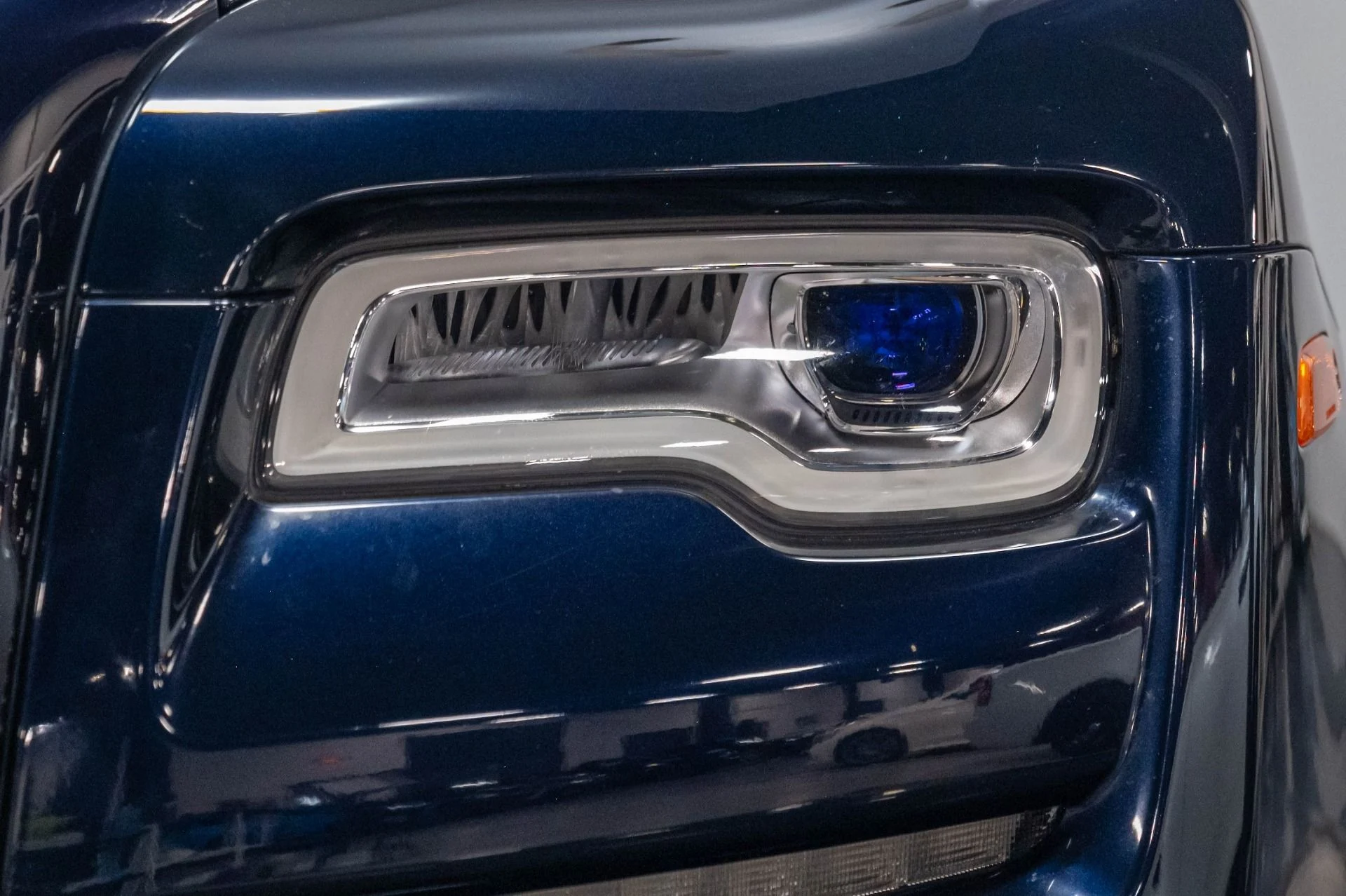 mph052_1967781803_Used_2018_Rolls_Royce_Ghost_Base_1786492649_a25d011a15