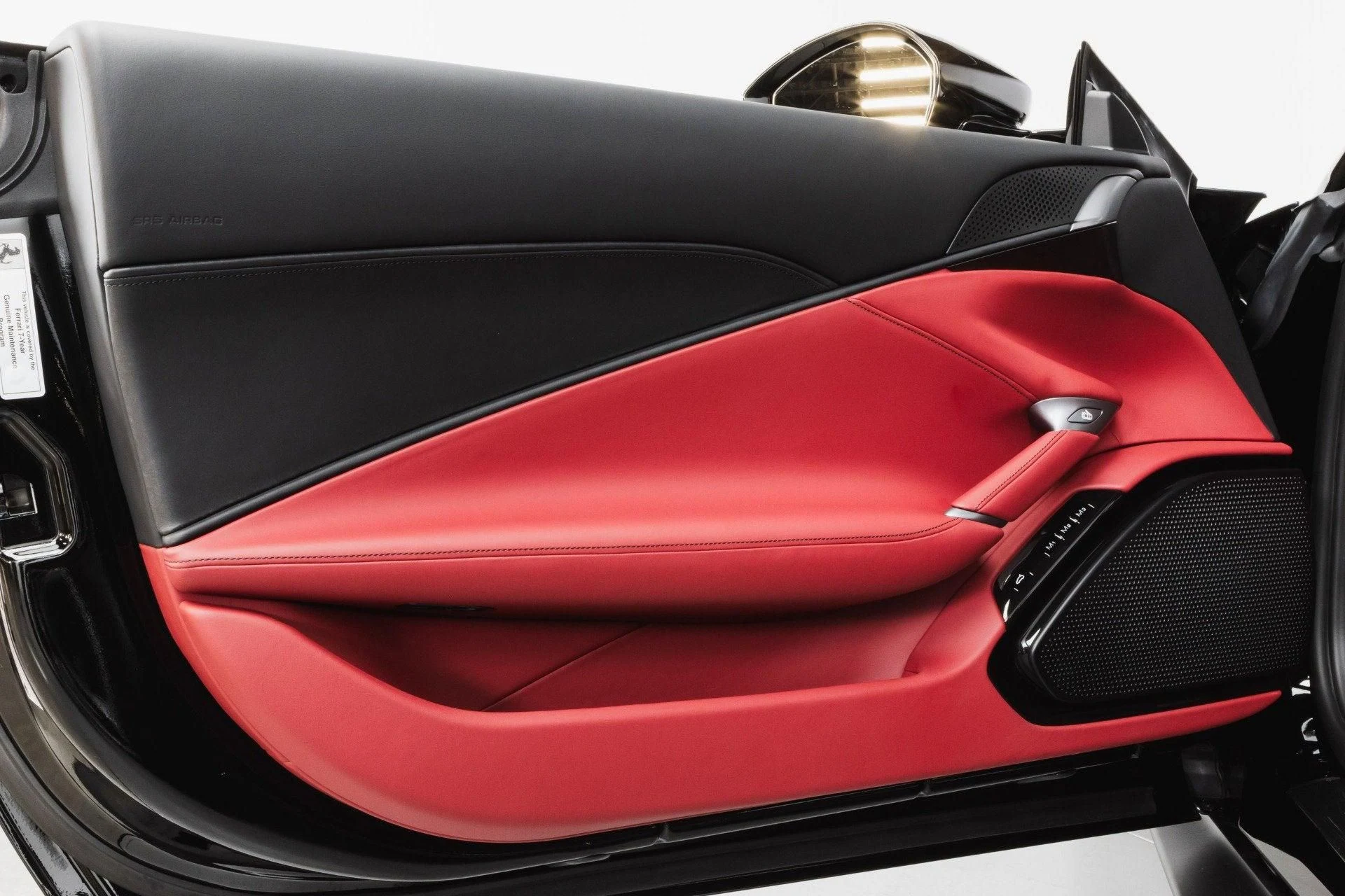 mph052_1969173060_Used_2024_Ferrari_Roma_Spider_1777350161_8c383afa94