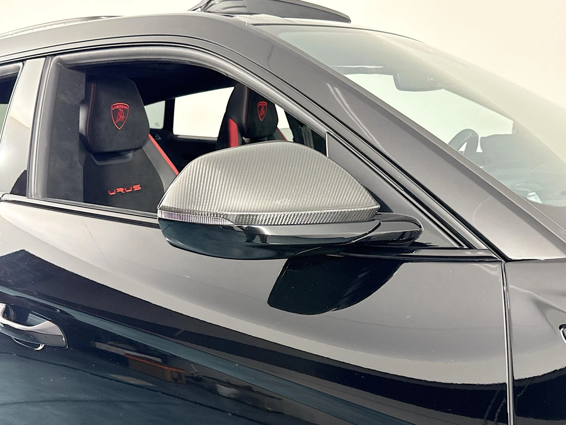 mph052_2010533012_Used_2023_Lamborghini_Urus_Performante_1783708253_8f47f4b2d5
