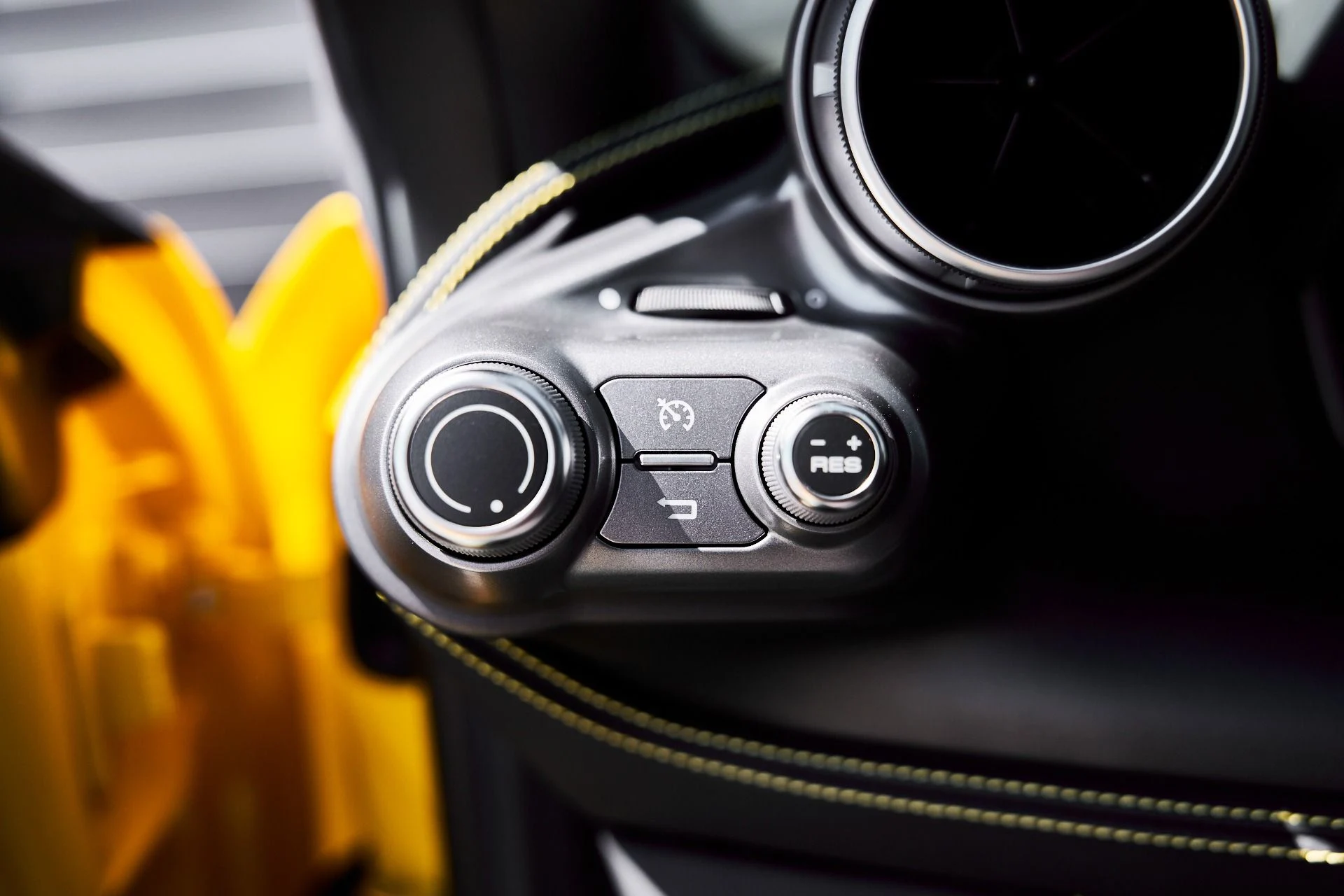 mph052_2023911189_Used_2021_Ferrari_F8_Tributo_Base_1774743089_6e138d62a7