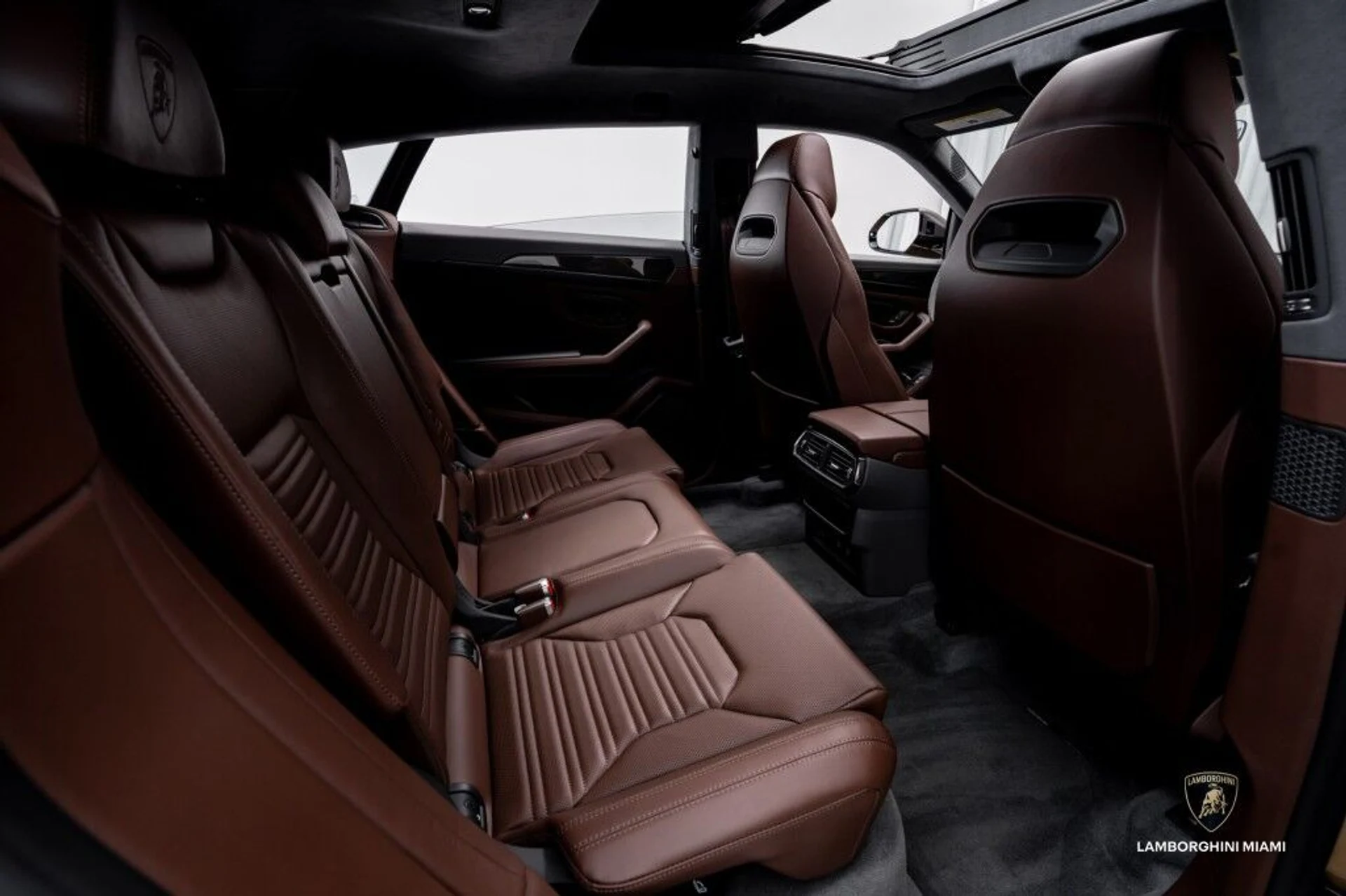 mph052_2056019411_426ebd45cc1f72c18ef78194dcd01f41_527cba5101