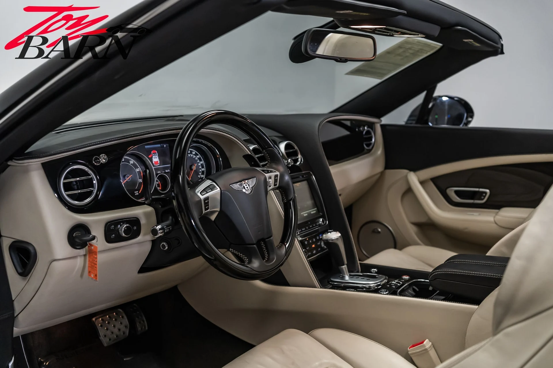 mph052_205738073_5f1dbd843e7f71e5db50937b99b15c1fx_aa2d369ce2