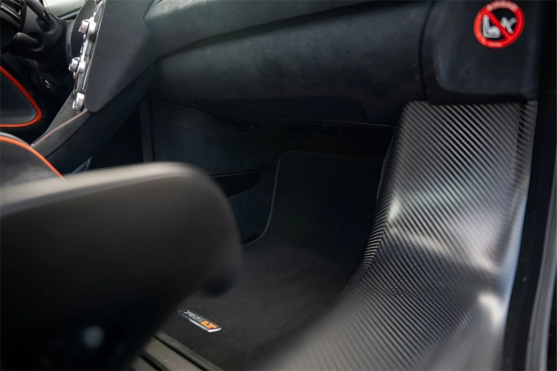 mph052_2059363247_image_54_e4b1b5a19f