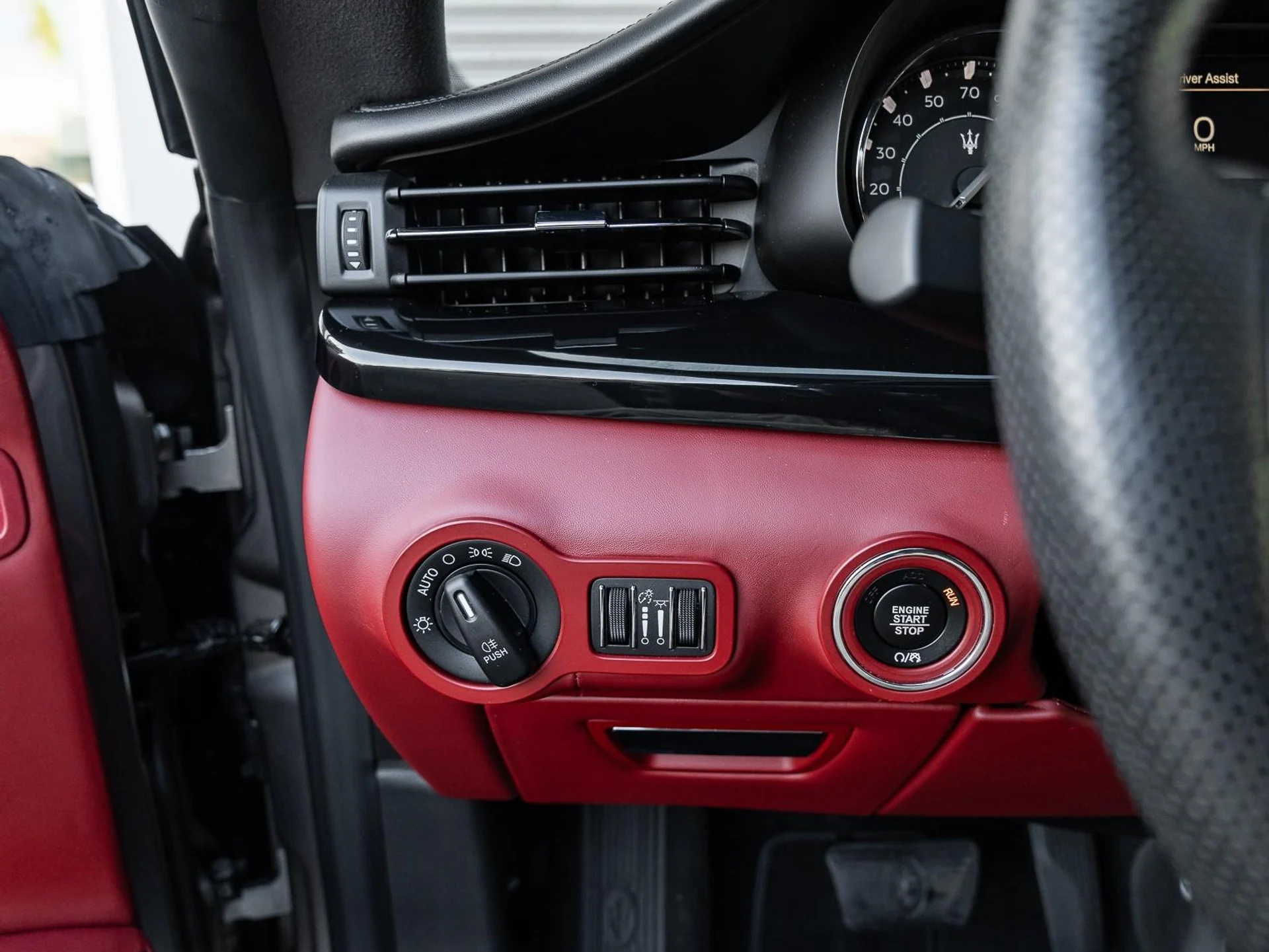 mph052_2072767984_Used_2022_Maserati_Quattroporte_GT_1765231549_07bf25e728