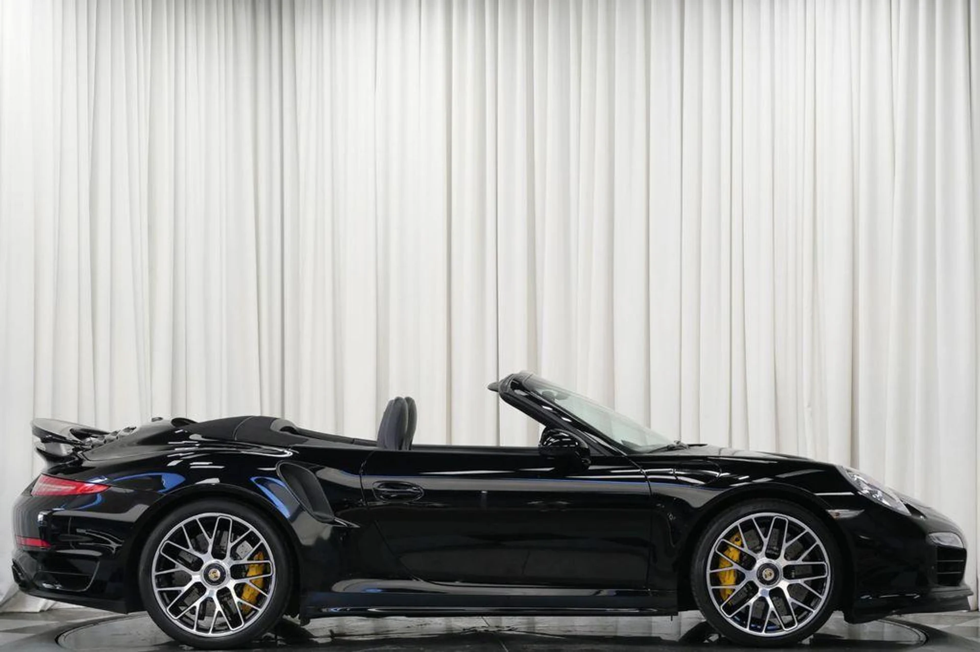 mph052_2073745923_jydl6r_C_Qv_OVD_Jb_Zbwmojg_C1_E_I_93803cddc9