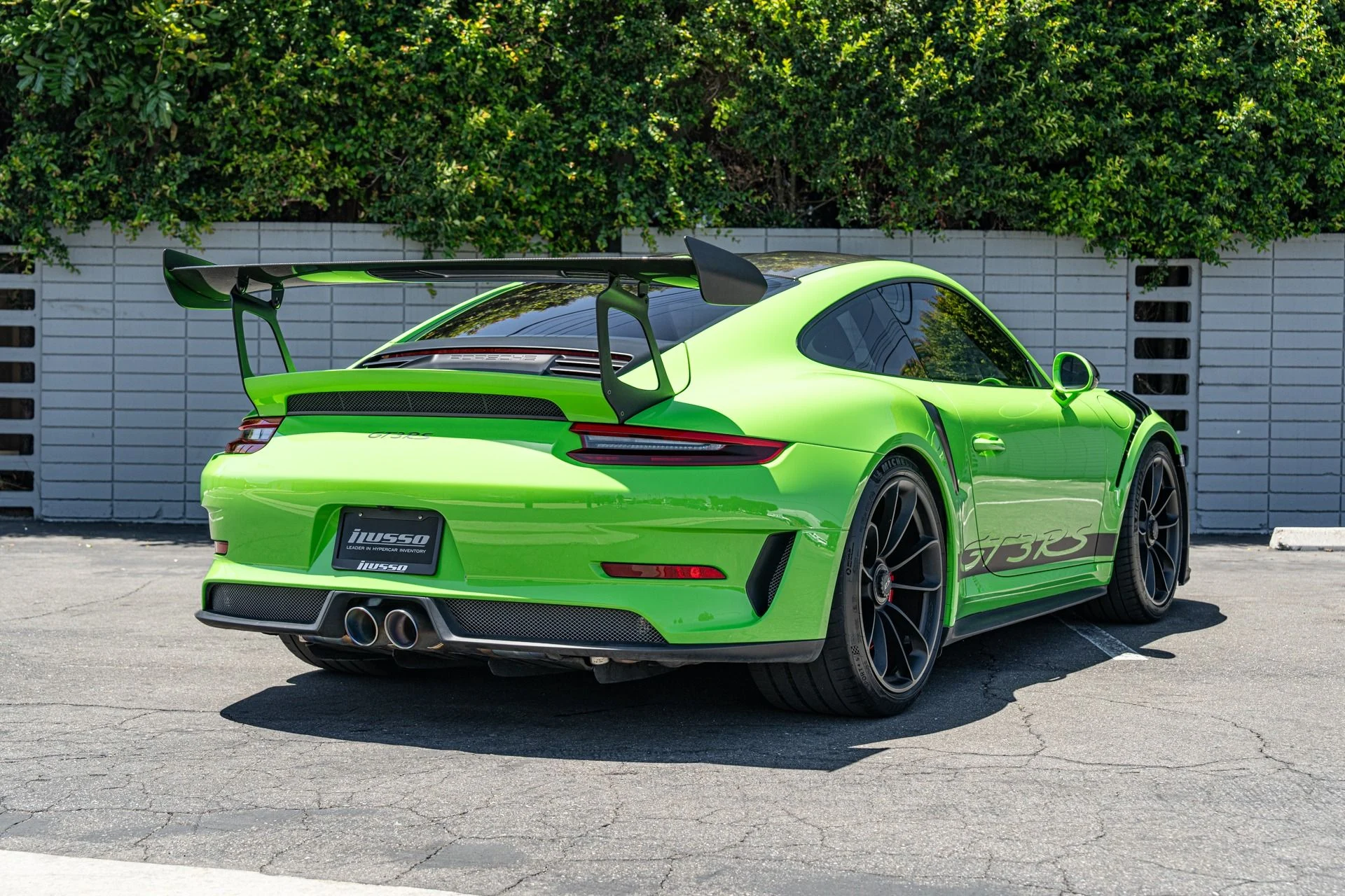 mph052_2077052398_Used_2019_Porsche_911_GT_3_RS_1754072824_47abd86de9