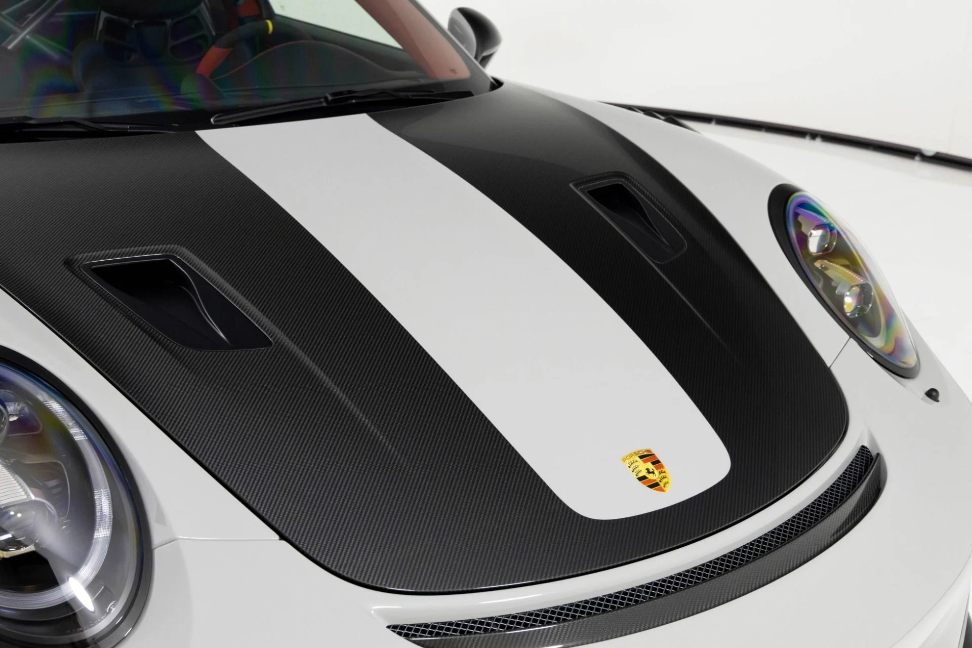 mph052_2091005712_Used_2018_Porsche_911_GT_2_RS_1762984499_891e016e16