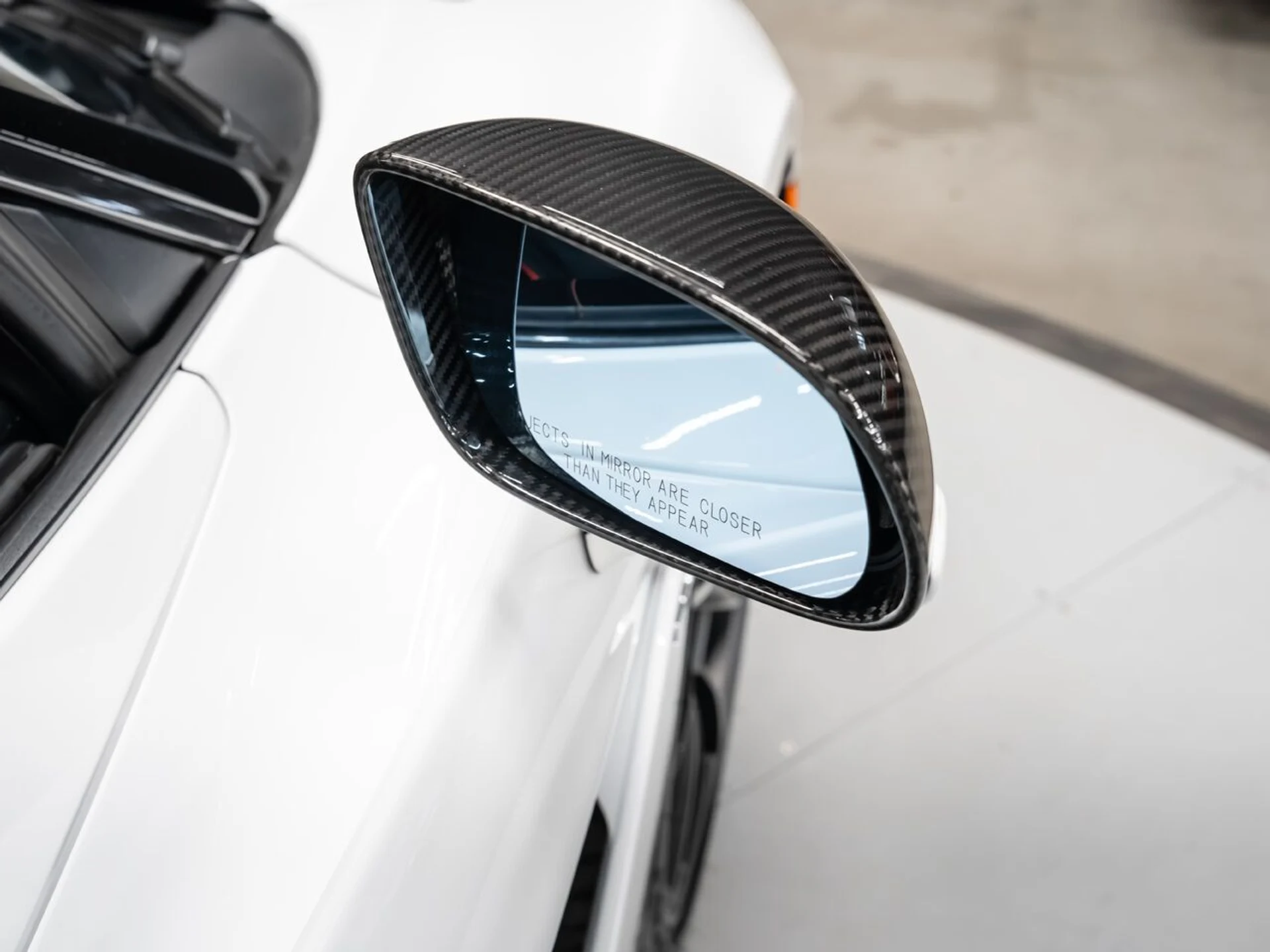 mph052_2098362462_mclaren_720s_2019_5c8a409e92