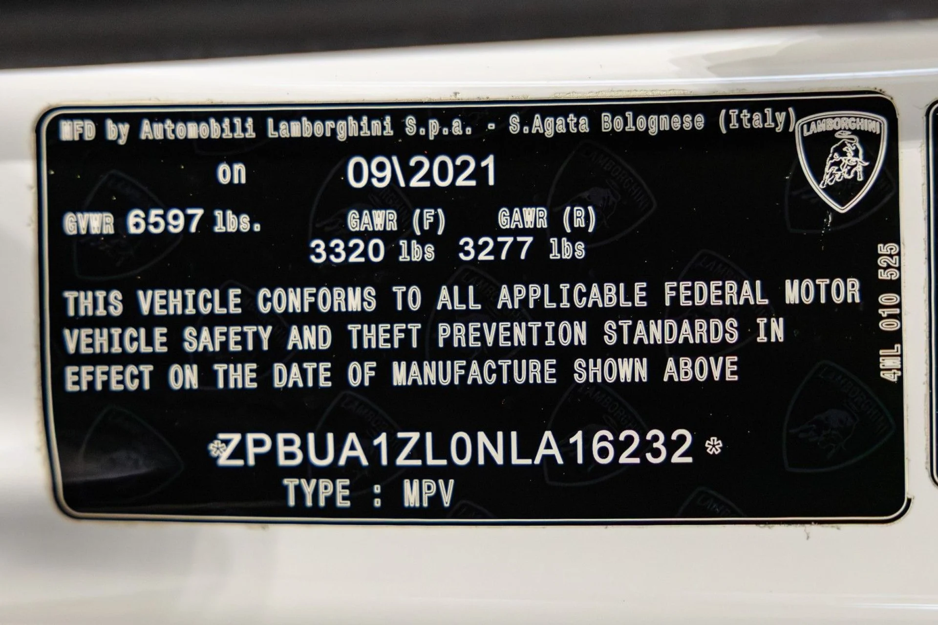 mph052_2119630649_y_Q_6565d391a4