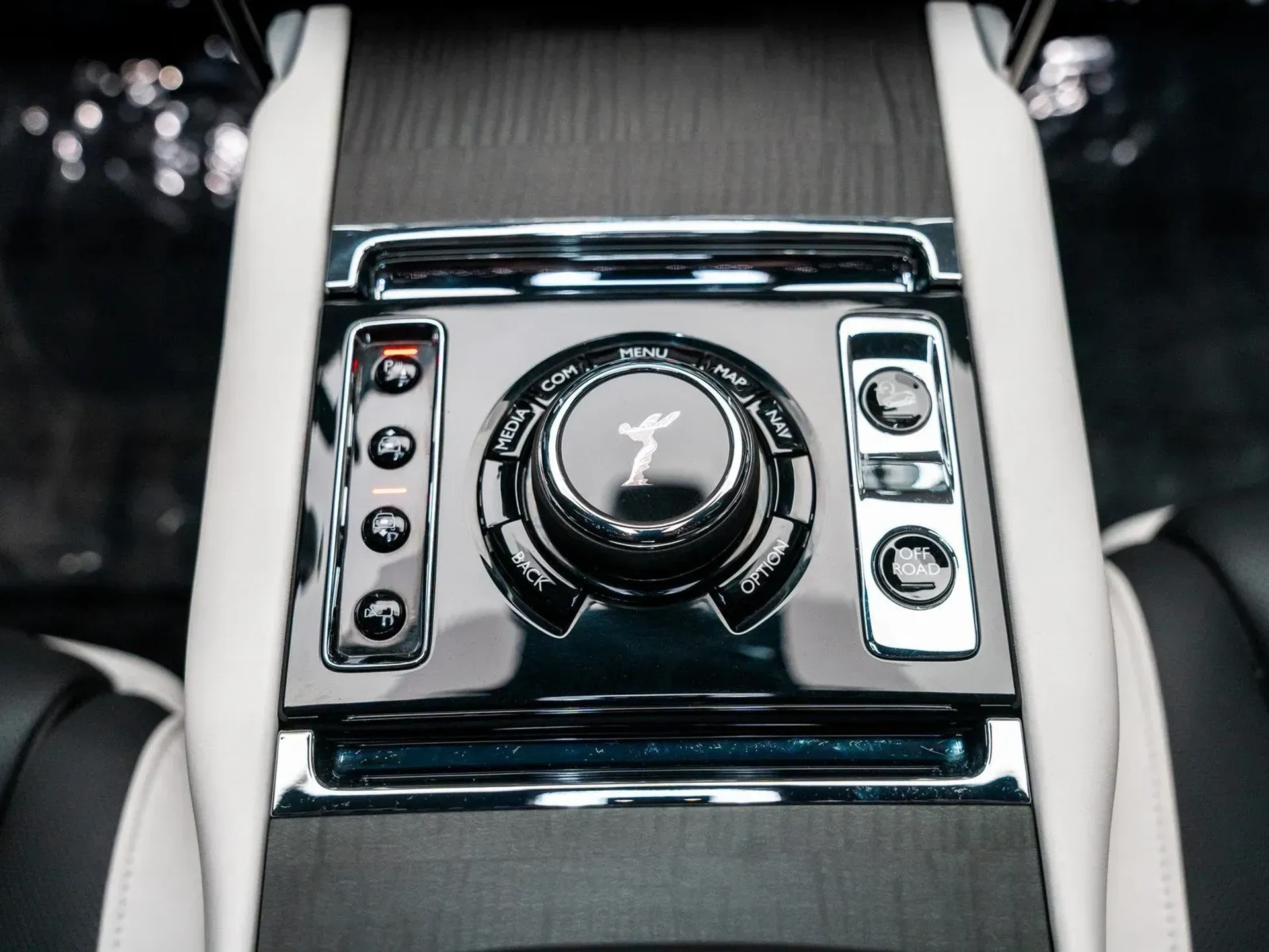 mph052_2126860785_94019540_a8a3_411b_8887_0870c3f63f1e_4da5a688ca