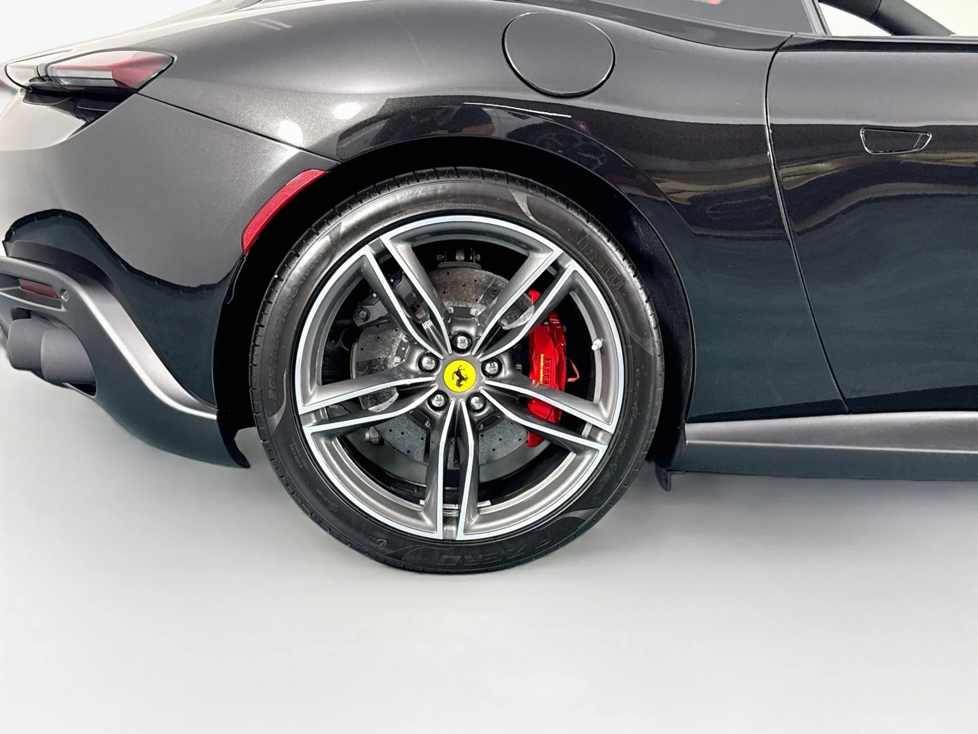 mph052_2130768012_Used_2022_Ferrari_Roma_1785965330_d68f0fa83c