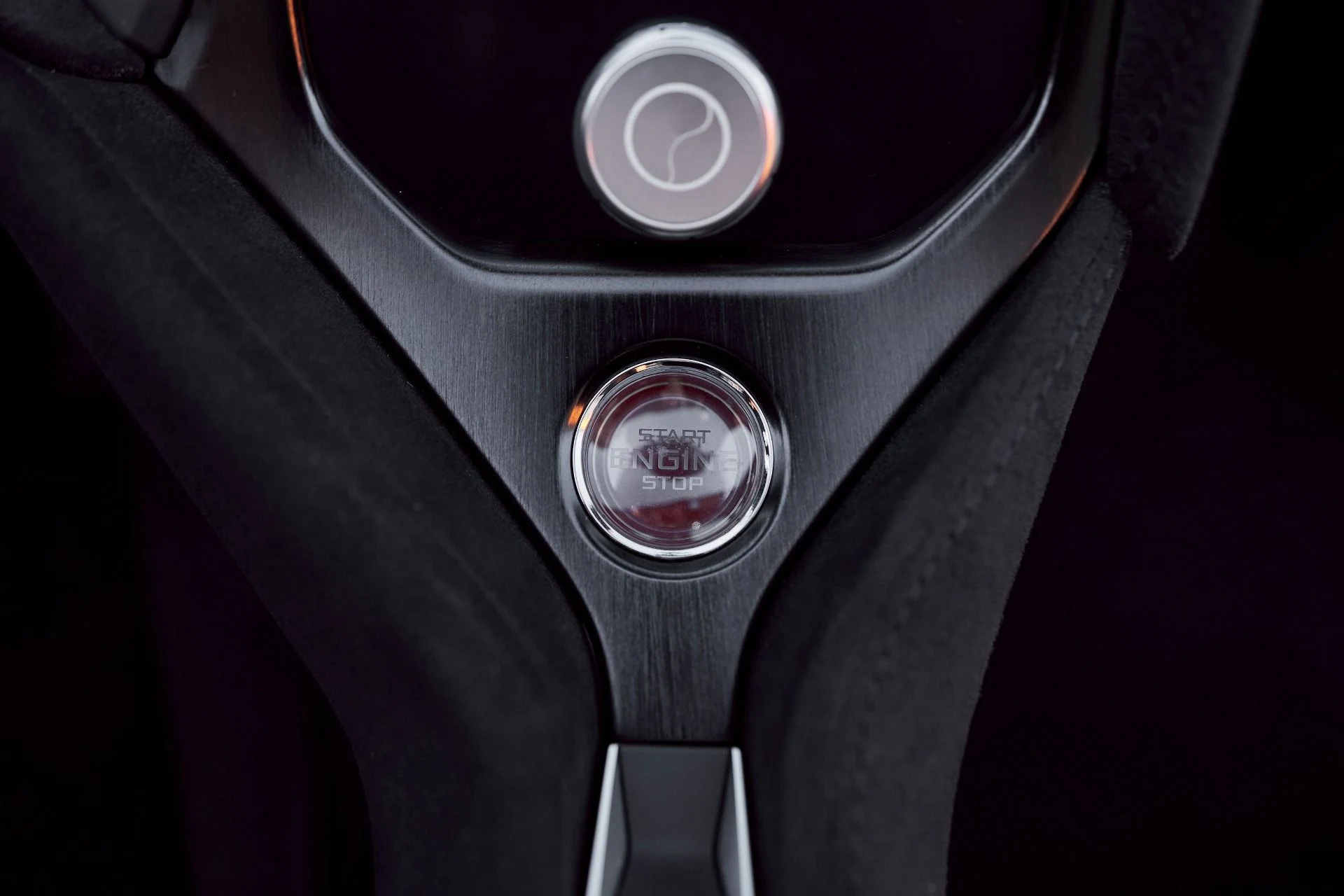 mph052_2132308956_Used_2024_Mc_Laren_750_S_Spider_1762034322_e734a782bd