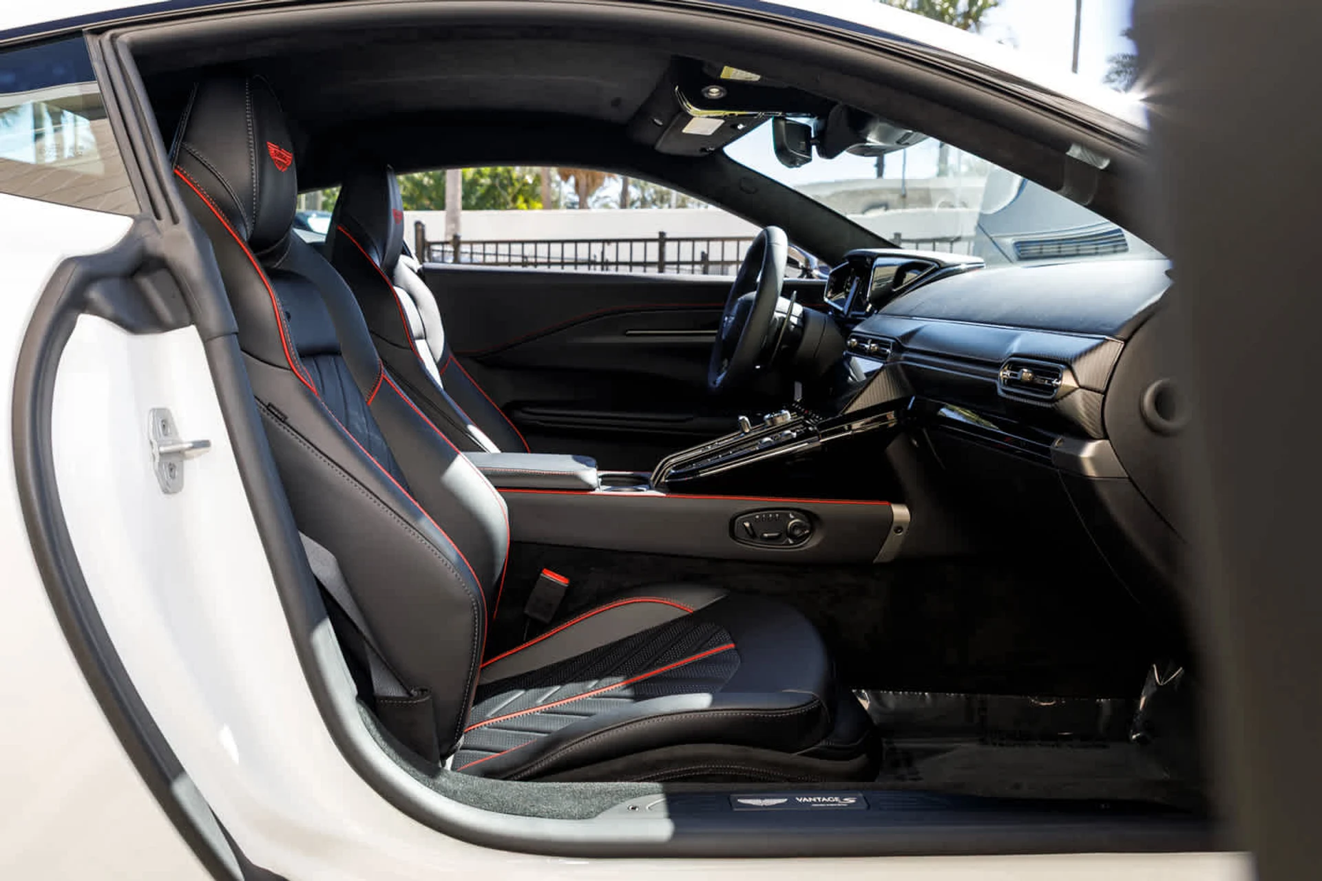 mph052_21660795_53_4993081864