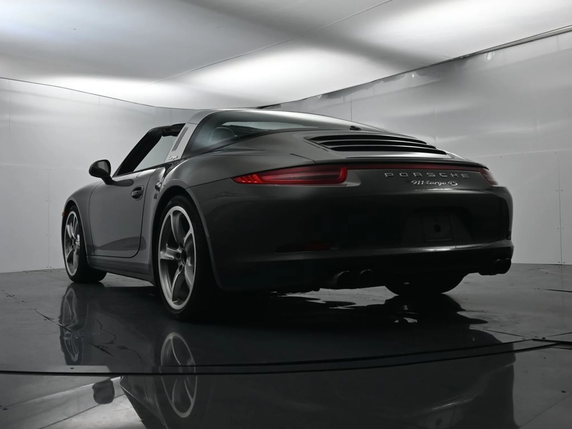 mph052_2181028630_fae580e73eca6bcf7f92c0b6ae720953_a568875604